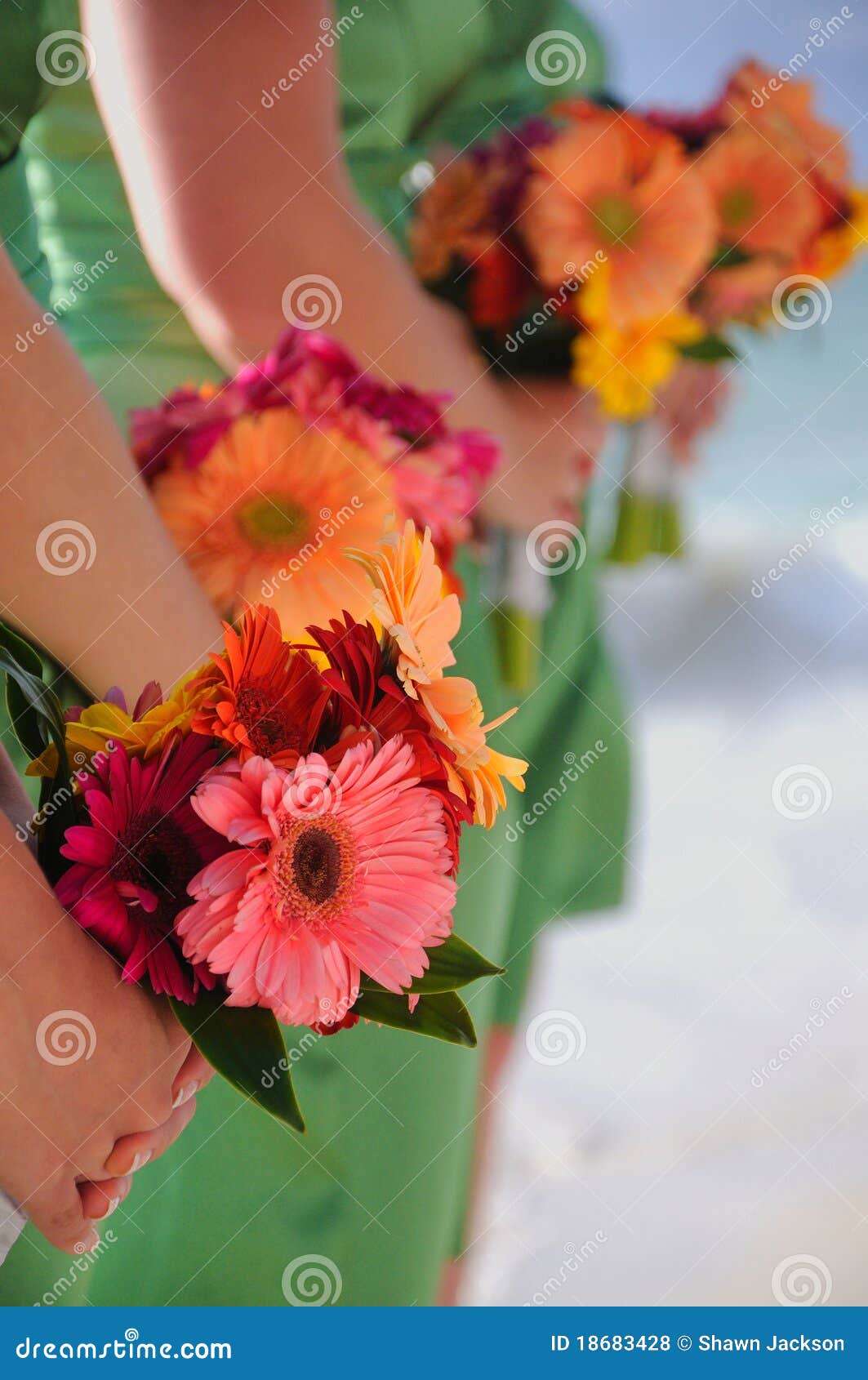 bridesmaids bouquets