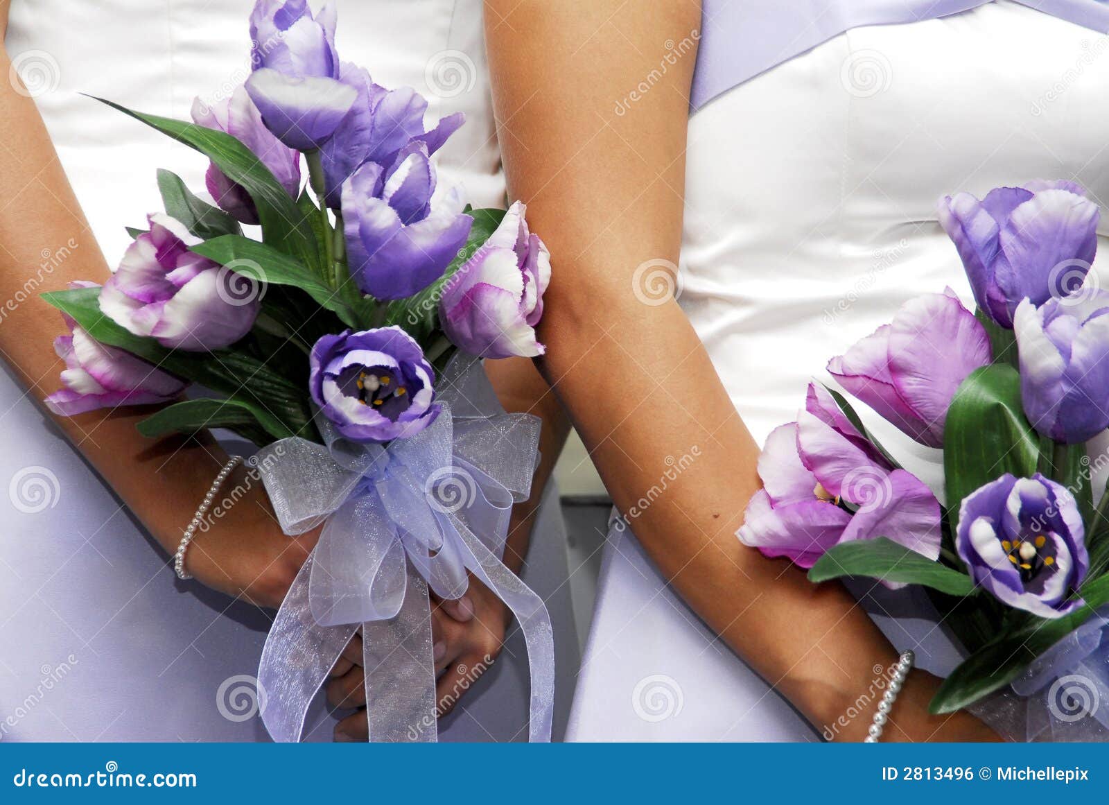 bridesmaids bouquets