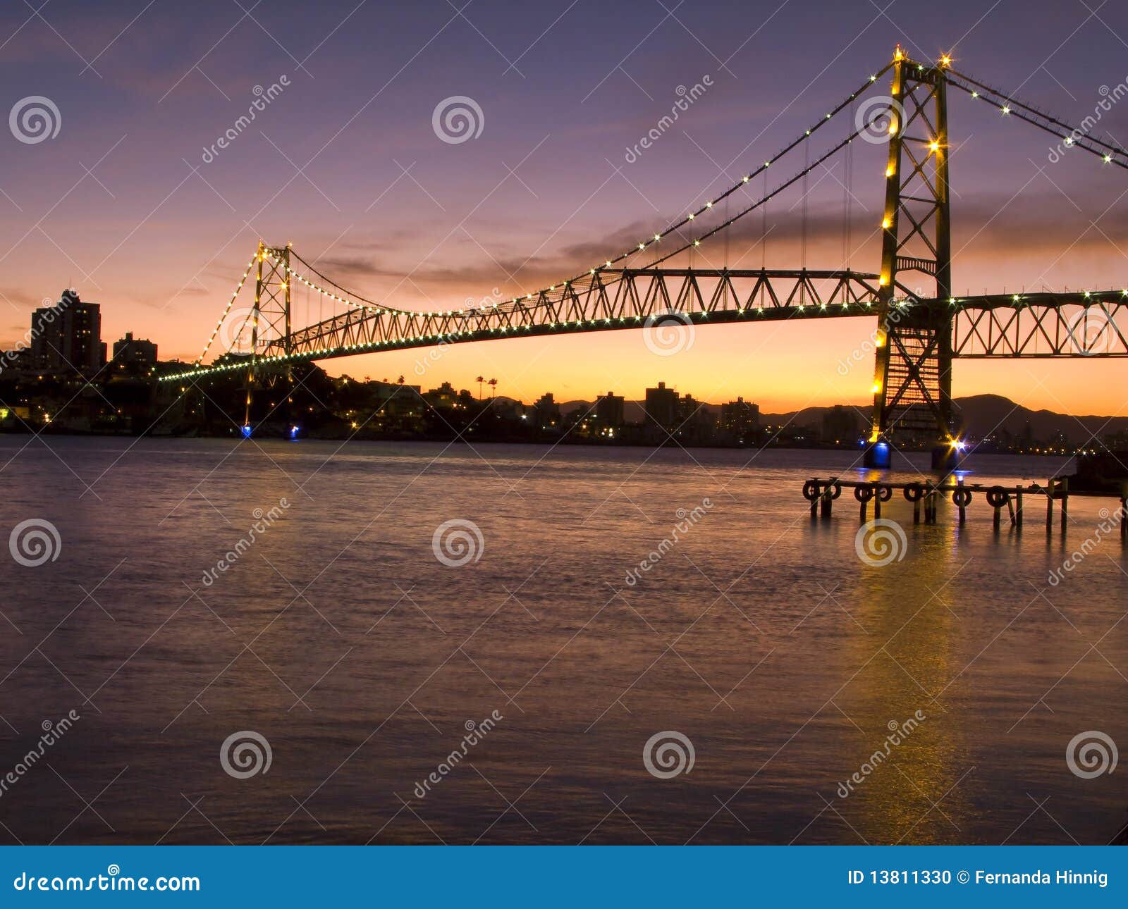 the bridge hercilio luz is one of the largest brid