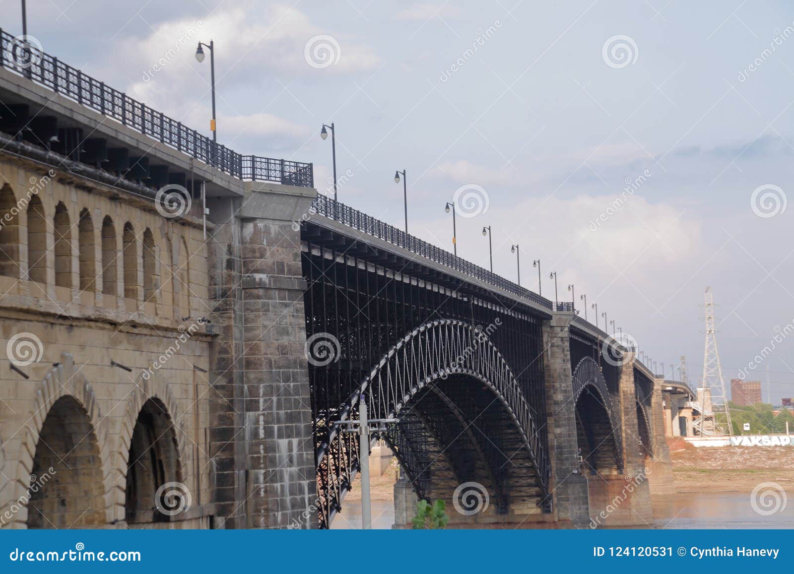 bridge near the gateway national park