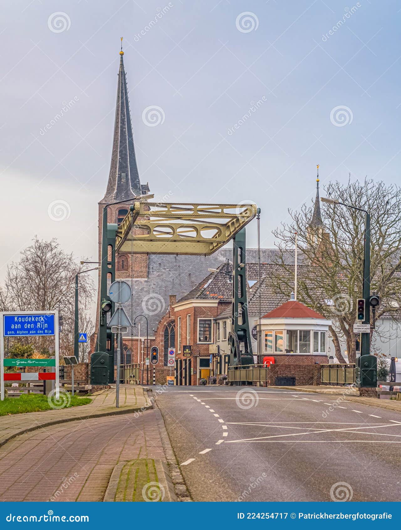 Koudekerk Aan Den Ijssel Koudekerk Aan De Rijn, the Netherlands Editorial Photography - Image of