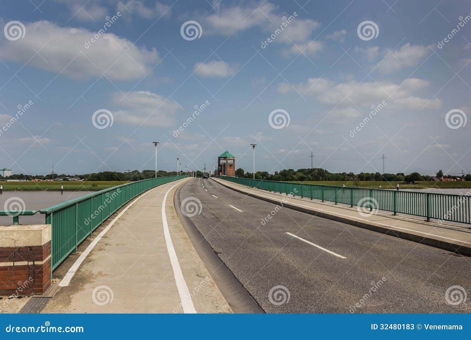 Installatie Efficiënt Vleien Bridge To the German City of Leer Stock Image - Image of germany, city:  32480183