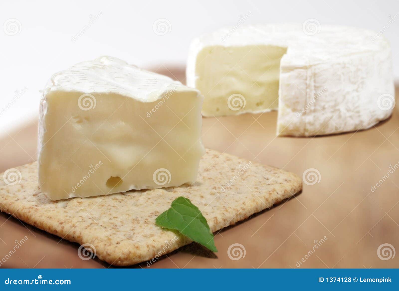 Brie cheese and cracker stock photo. Image of slice, meal 1374128