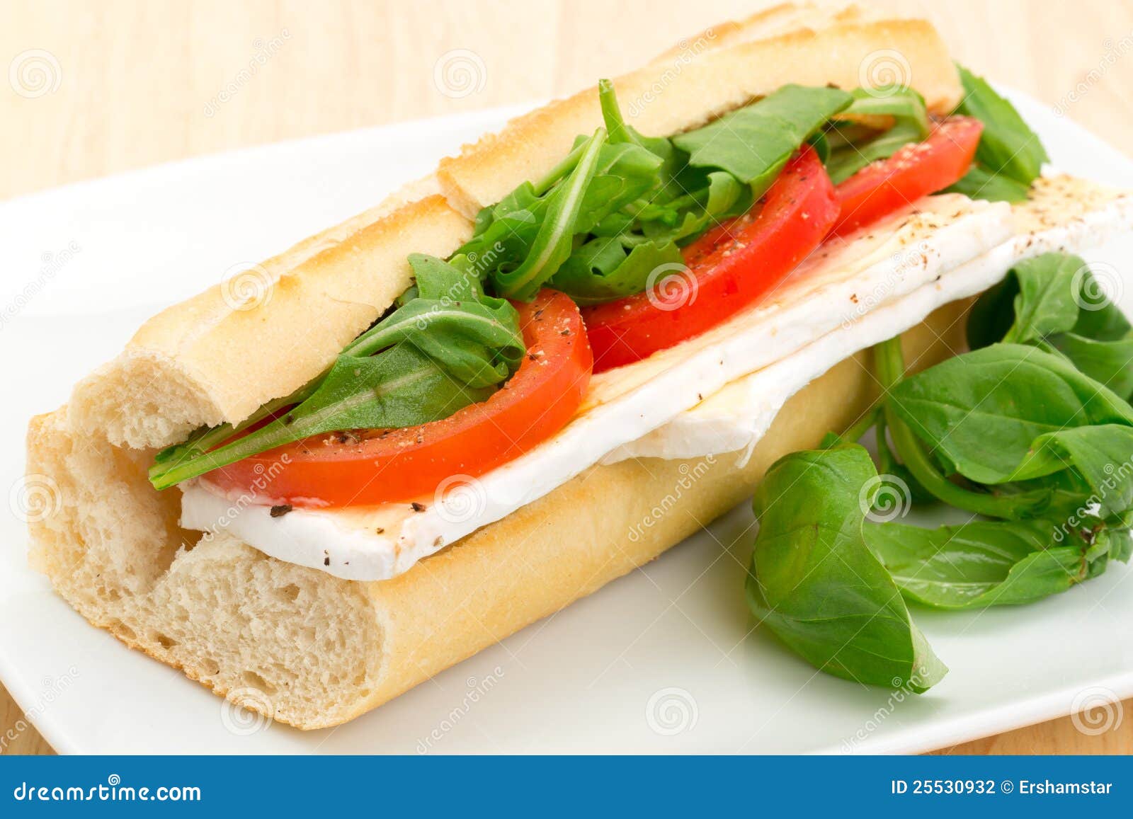 brie cheese and tomato sandwich