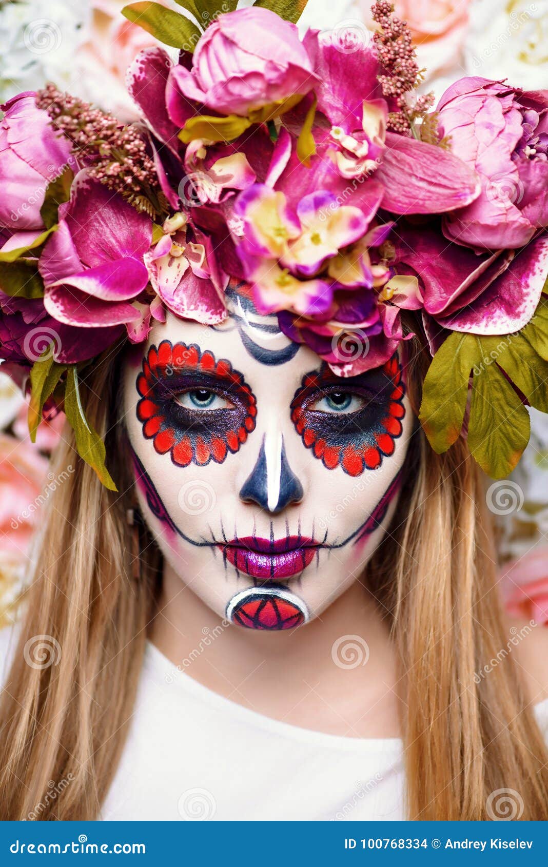 Aanpassing Weggegooid barbecue Bright muertos makeup stock photo. Image of girl, modern - 100768334