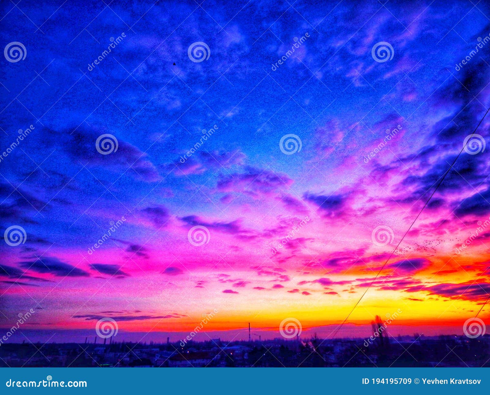 Bright Multicolored Sunrise, Beautiful Colorful Sky, Background. Stock  Image - Image of dawn, wave: 194195709