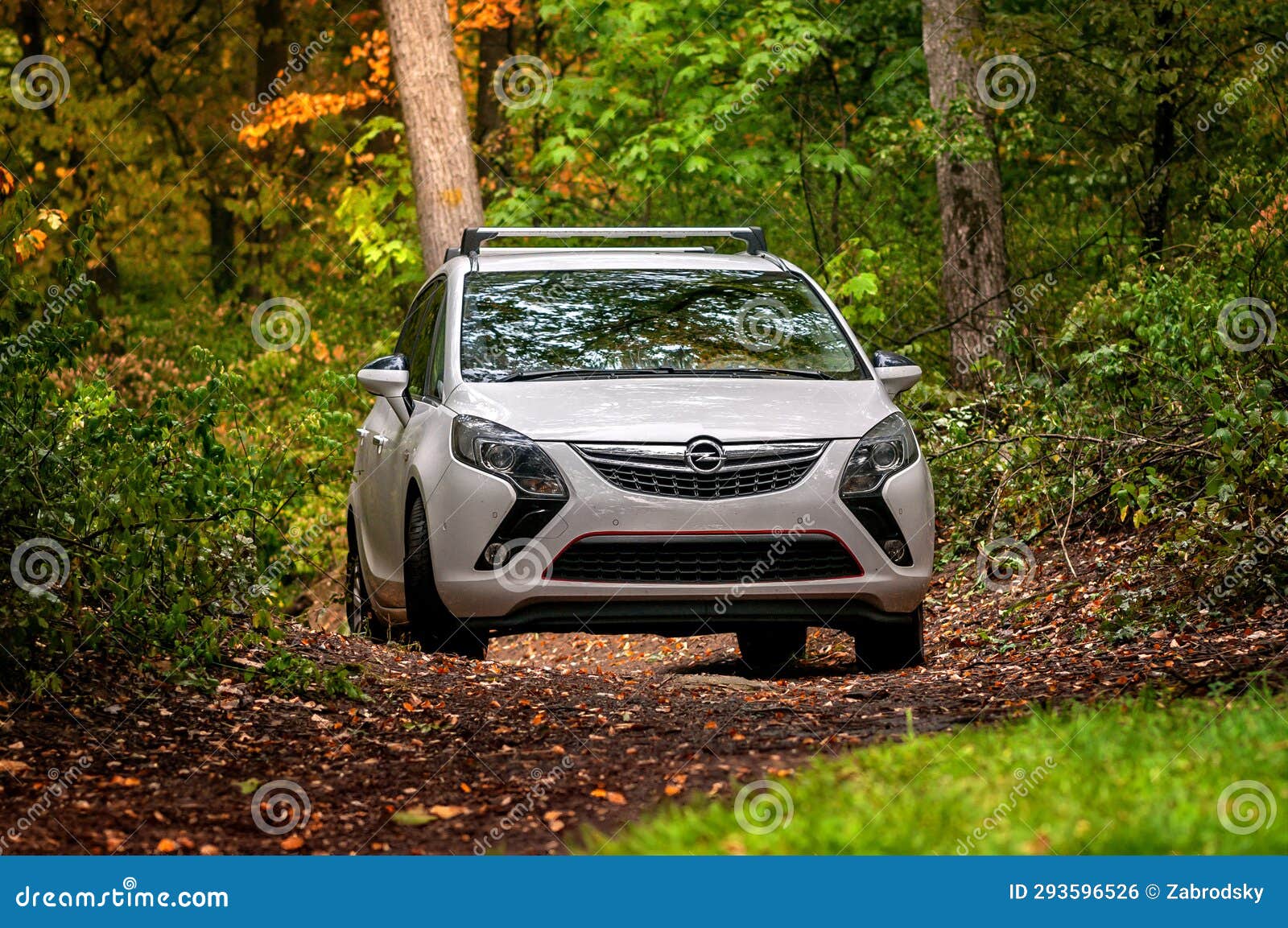 50+ Opel Zafira Stock Photos, Pictures & Royalty-Free Images - iStock