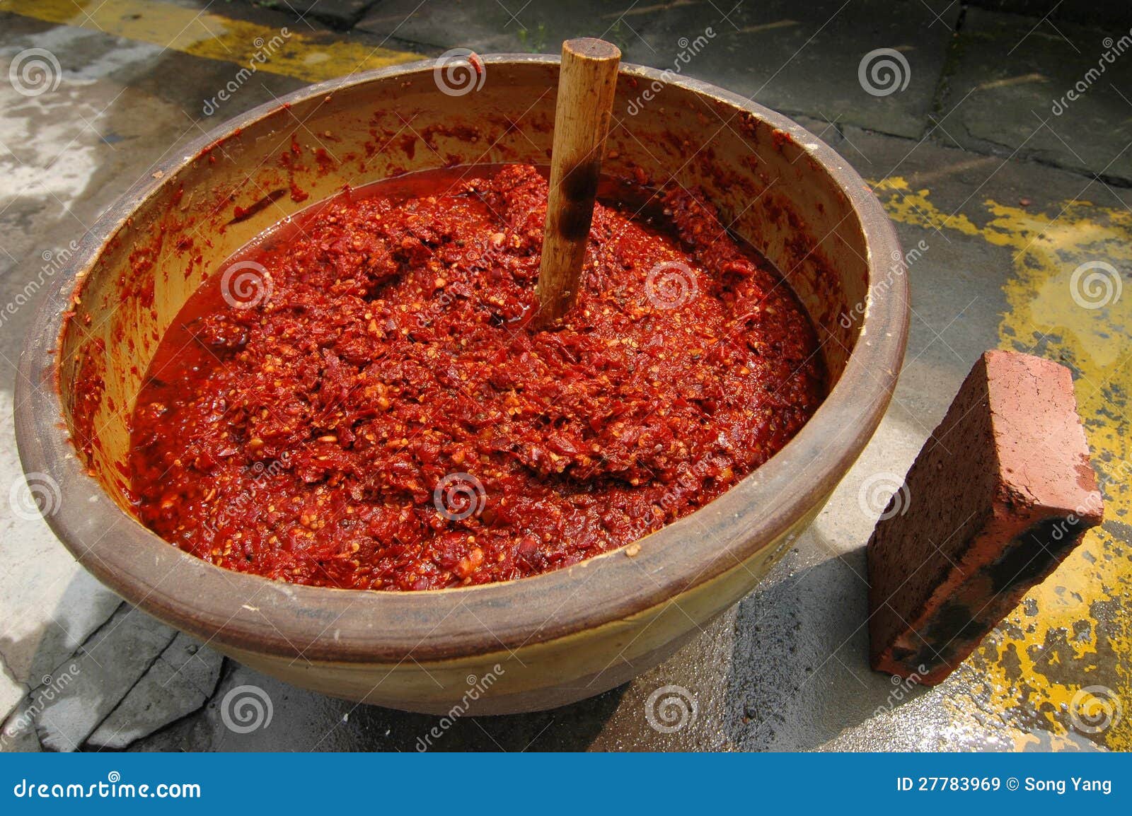 Broadbean sauce stock image. Image of bowl, color, cooked 27783969