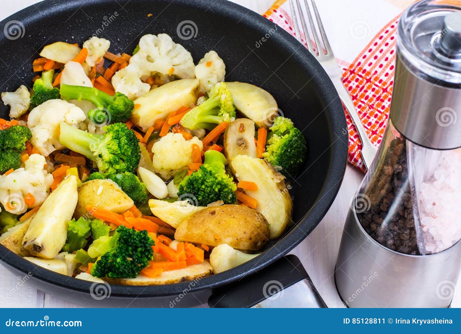 Брокколи цветная капуста картофель