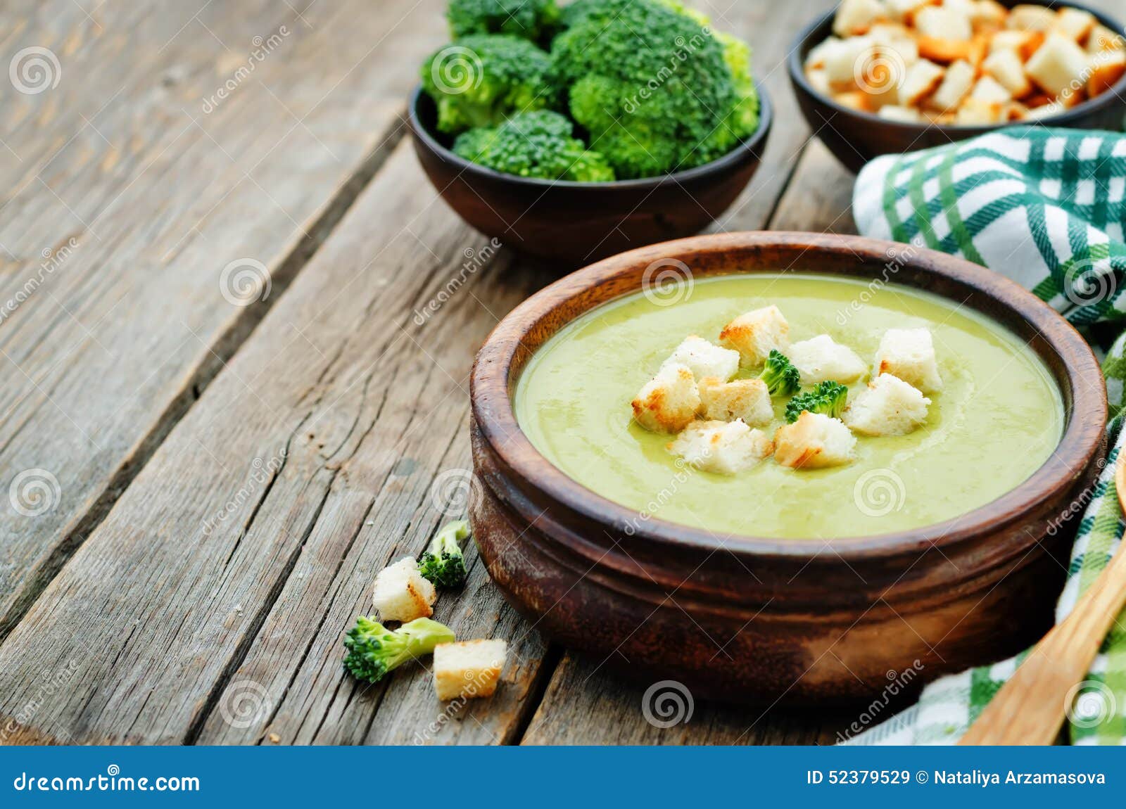 Broccoli soup puree stock image. Image of bowl, light - 52379529