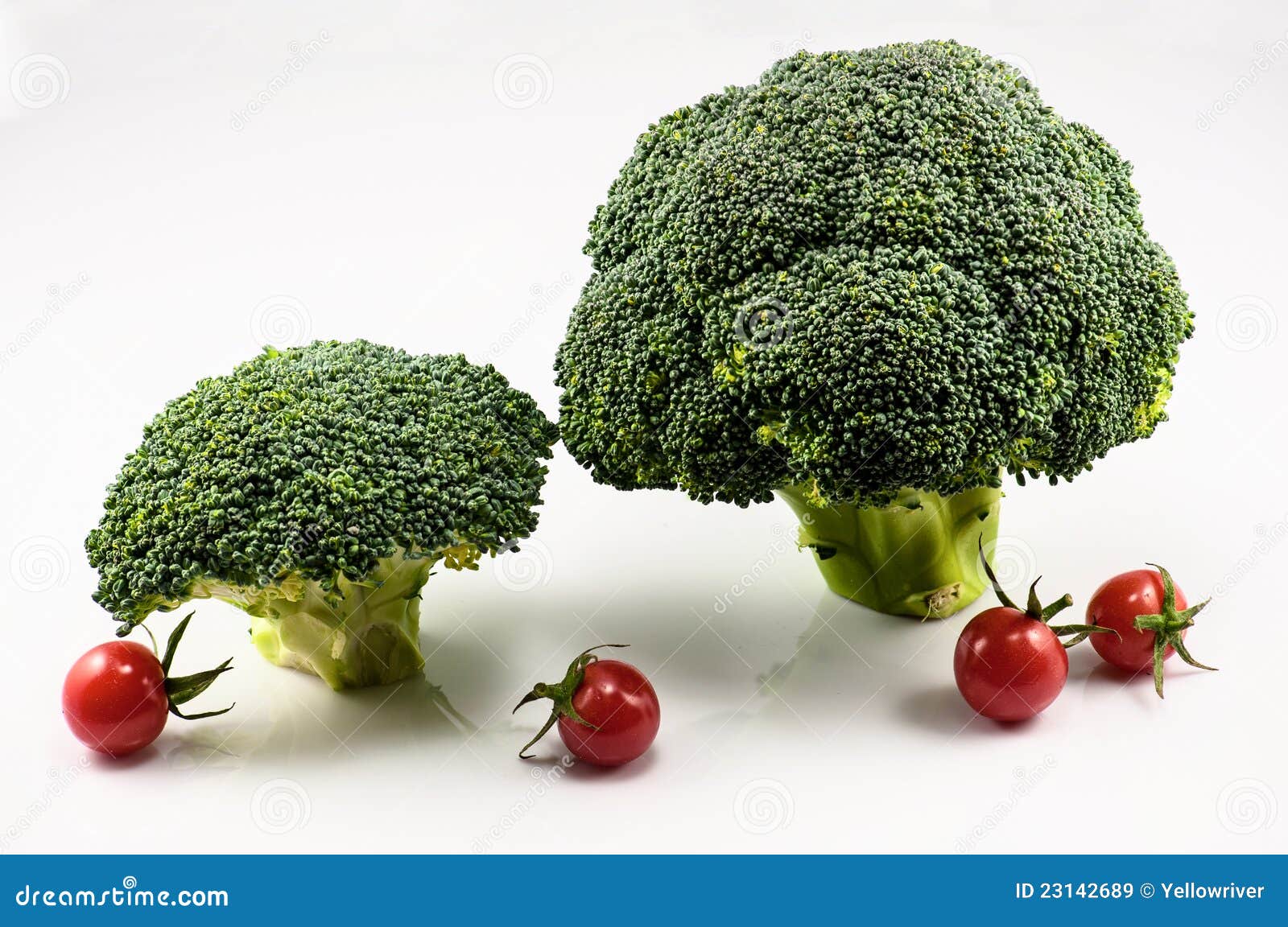 Broccoli and tomatoes stock image. Image of fruit, healthy 23142689