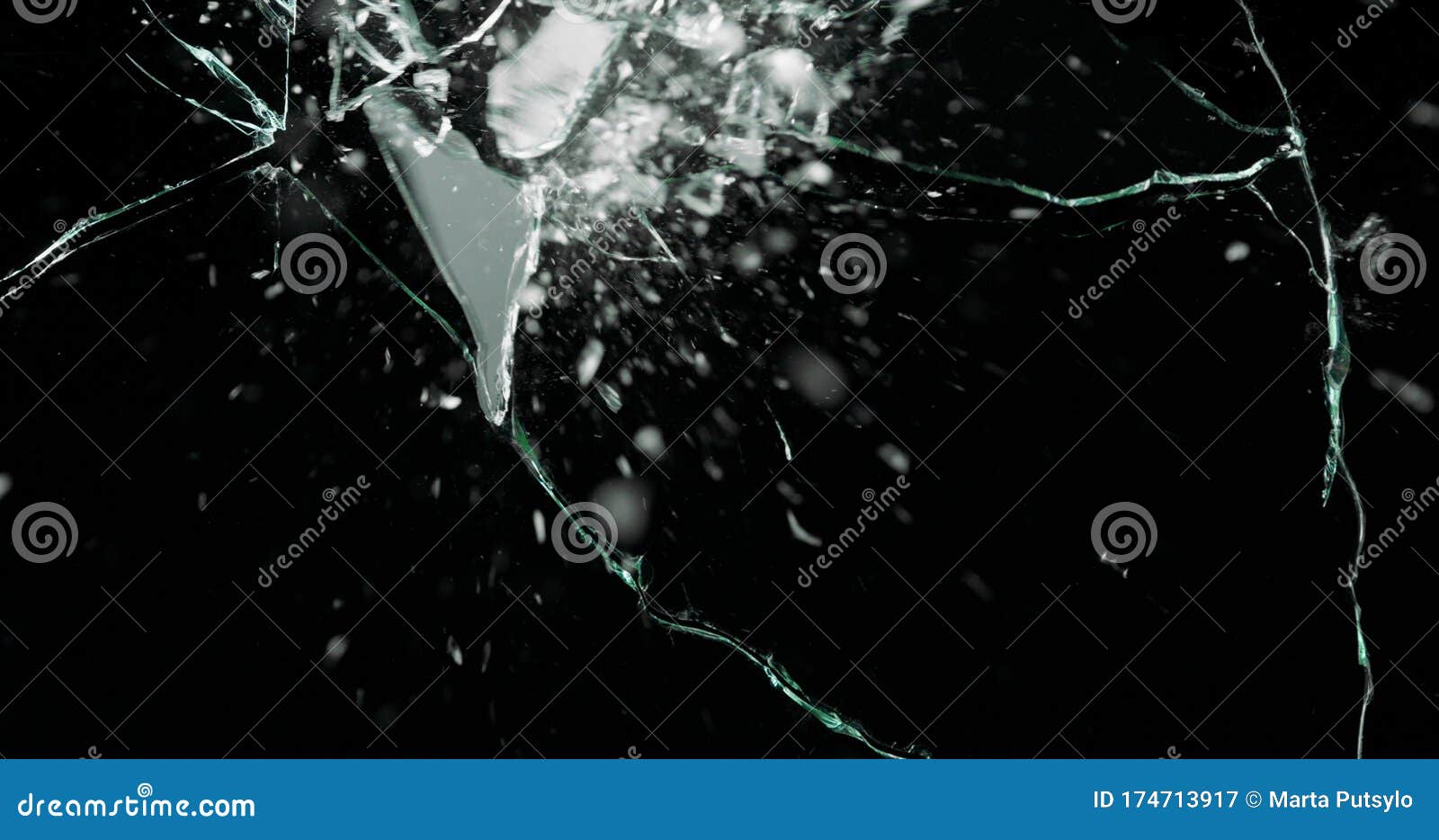 Shatter Mirror Broken Crack Glass Stock Image - Image of abstract, cell:  174713917