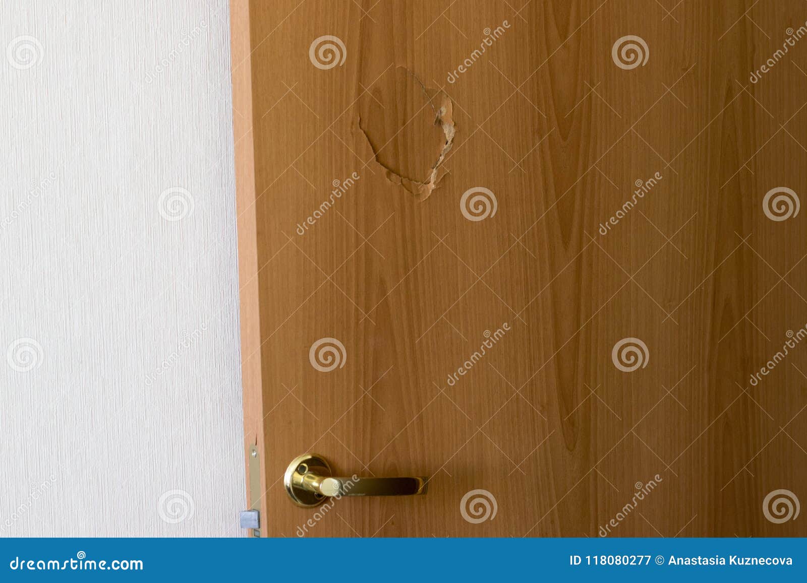 Broken door stock image. Image of substandard, replacement 118080277