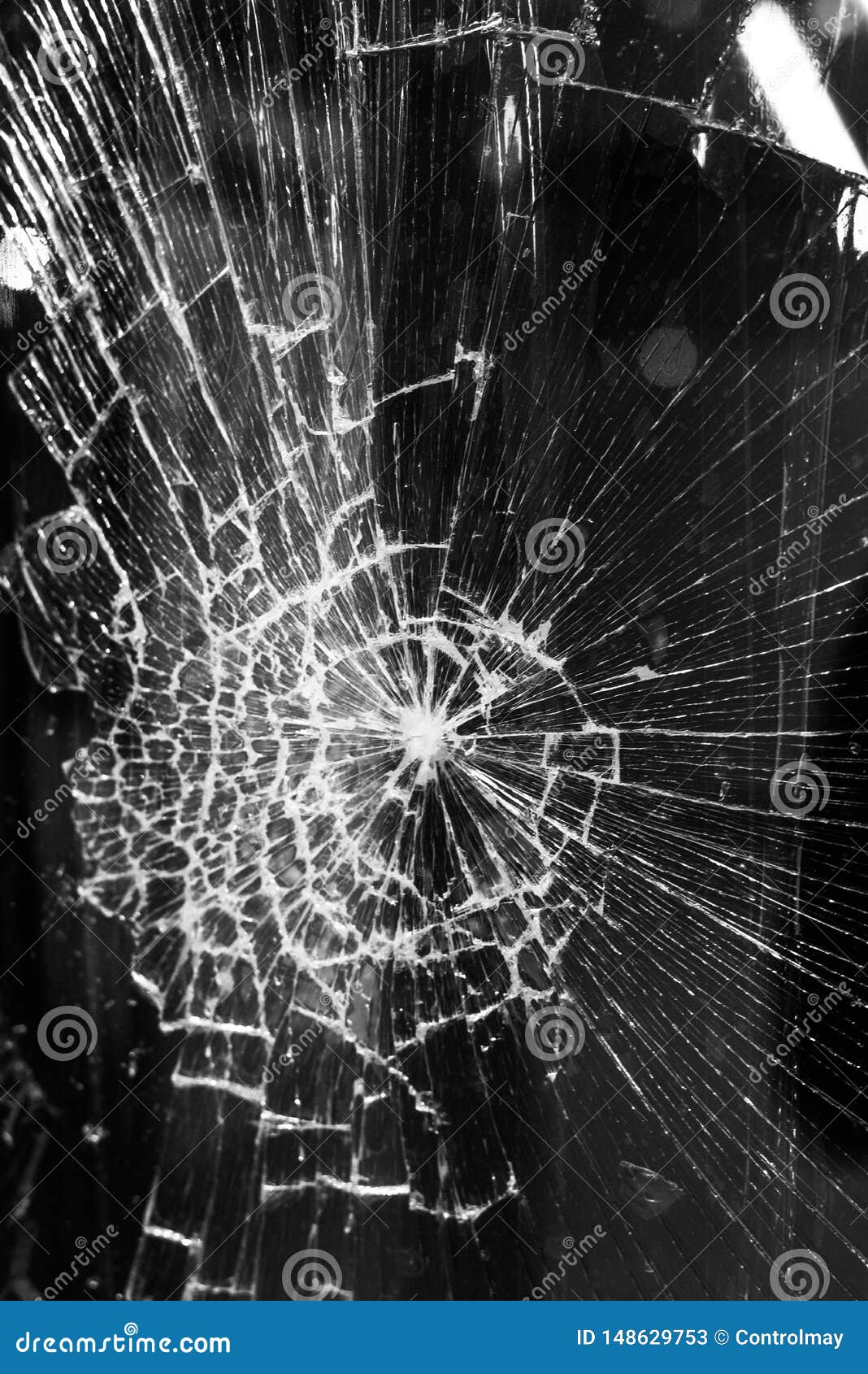 cracked glass wallpaper