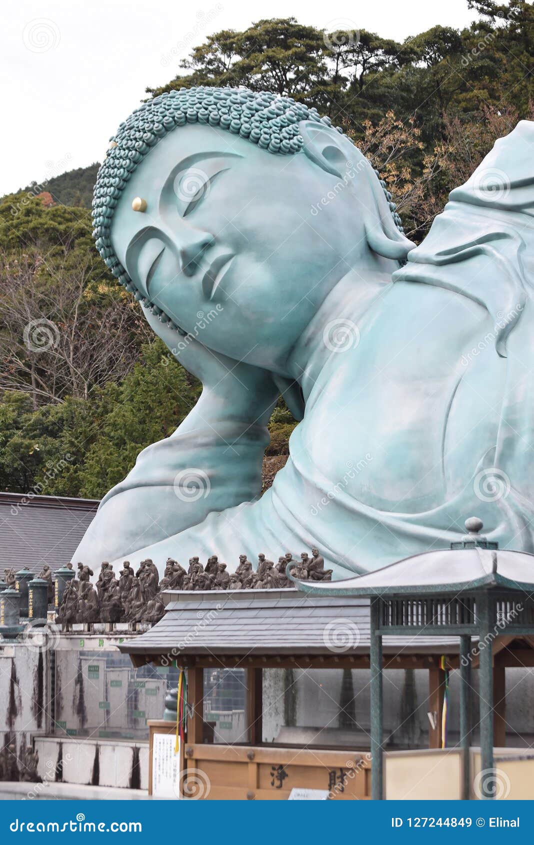 The Bronze Statue Of Reclining Buddha Statue At Nanzoin Temple In Sasaguri Fukuoka Japan Stock Image Image Of Kyushu Ancient The Bronze Statue Of Reclining Buddha Statue At Nanzoin Temple In Sasaguri Fukuoka Japan Stock Image Image Of Kyushu Ancient