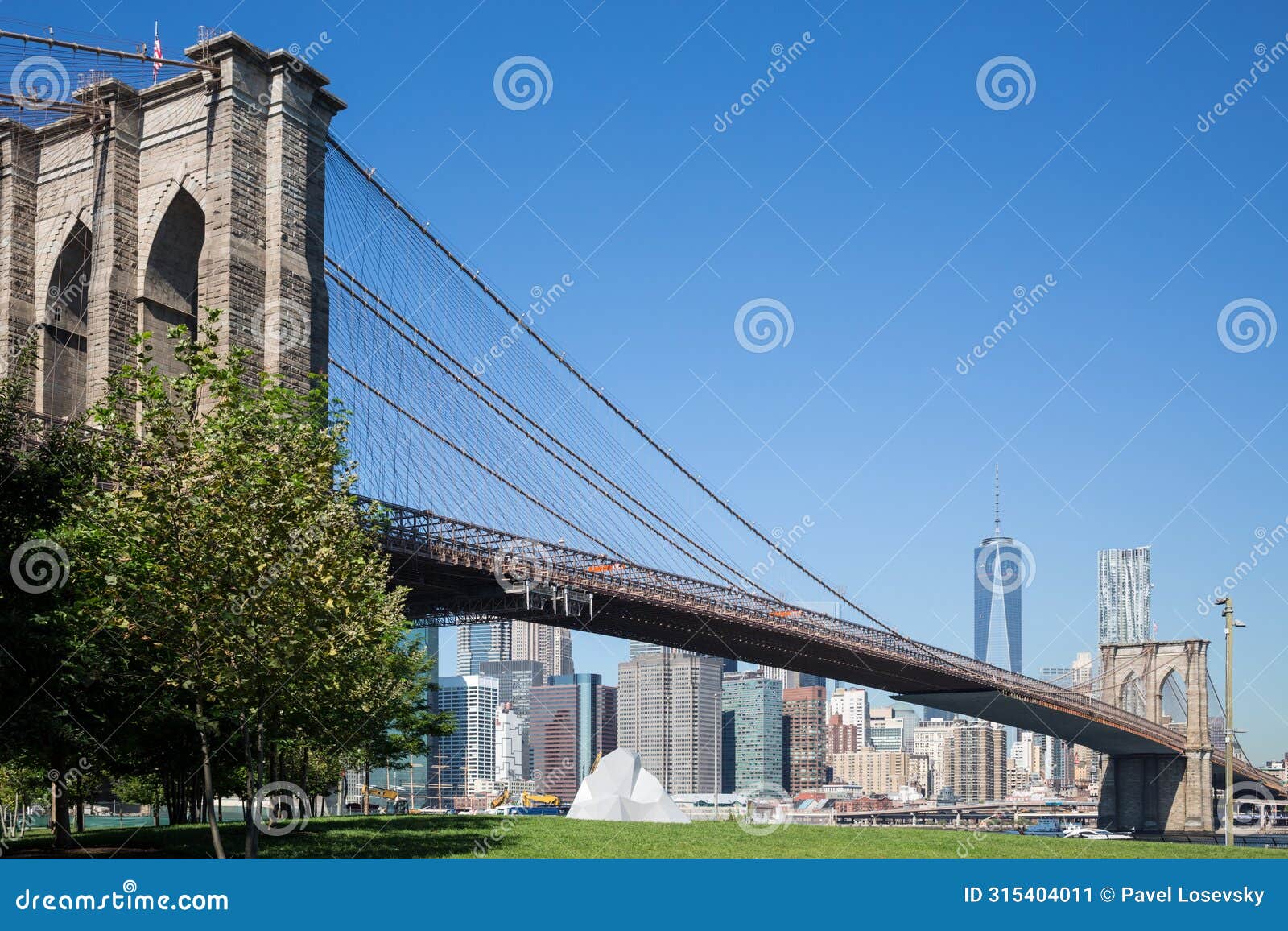 brooklyn bridge near empire-fulton ferry state