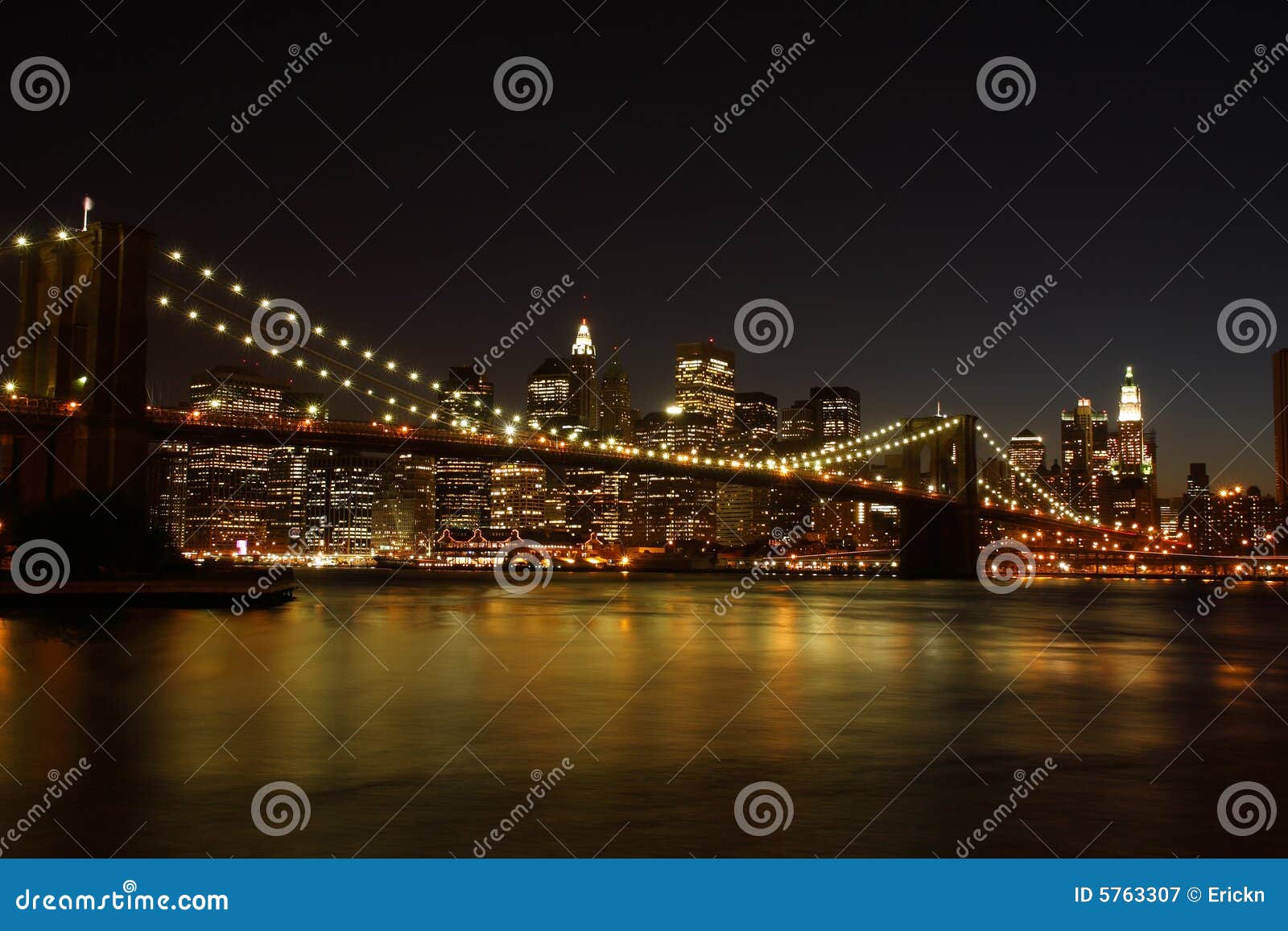 Brooklyn Bridge at night stock image. Image of night, lights - 5763307
