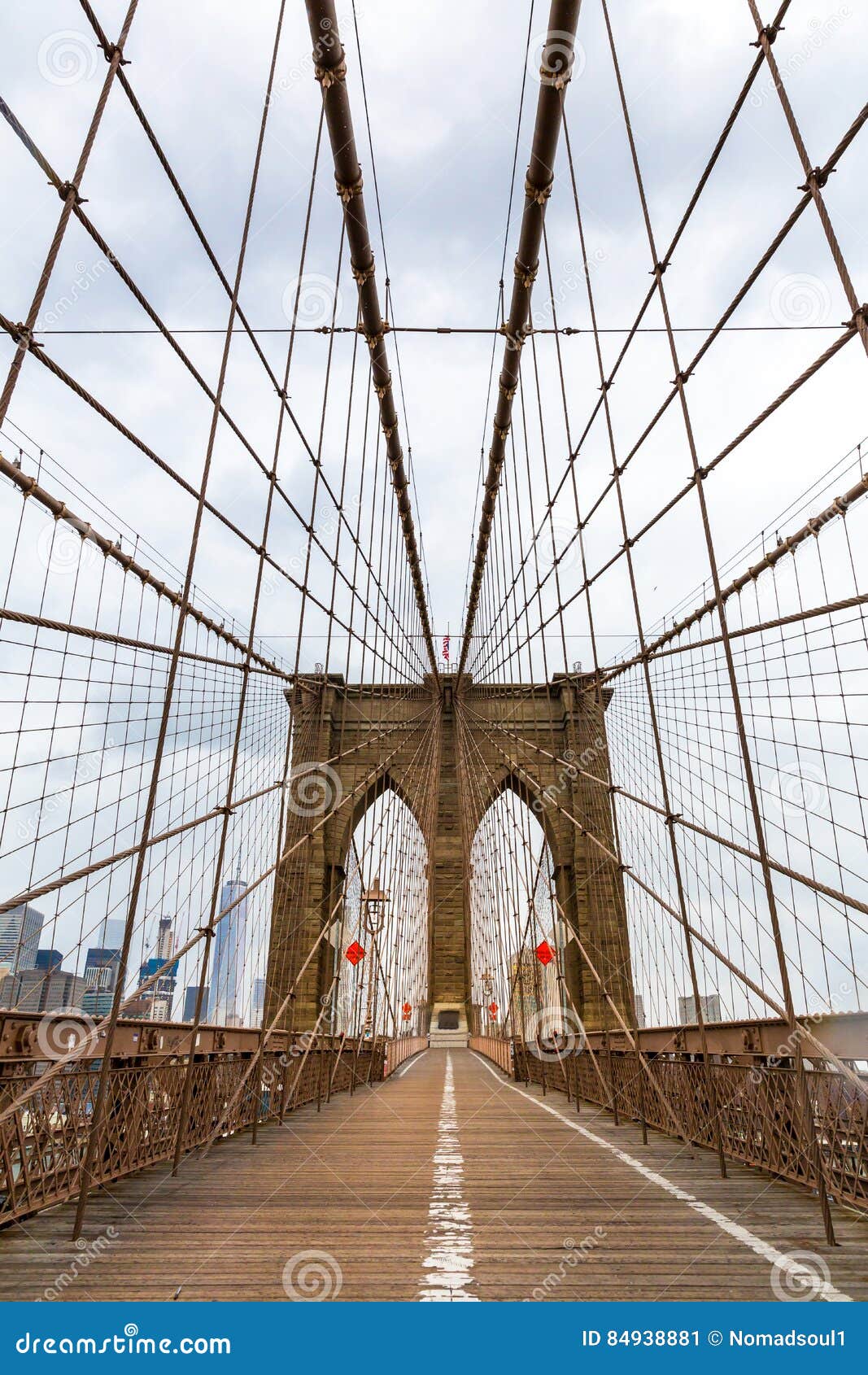 brooklyn bridge, nobody, new york city usa