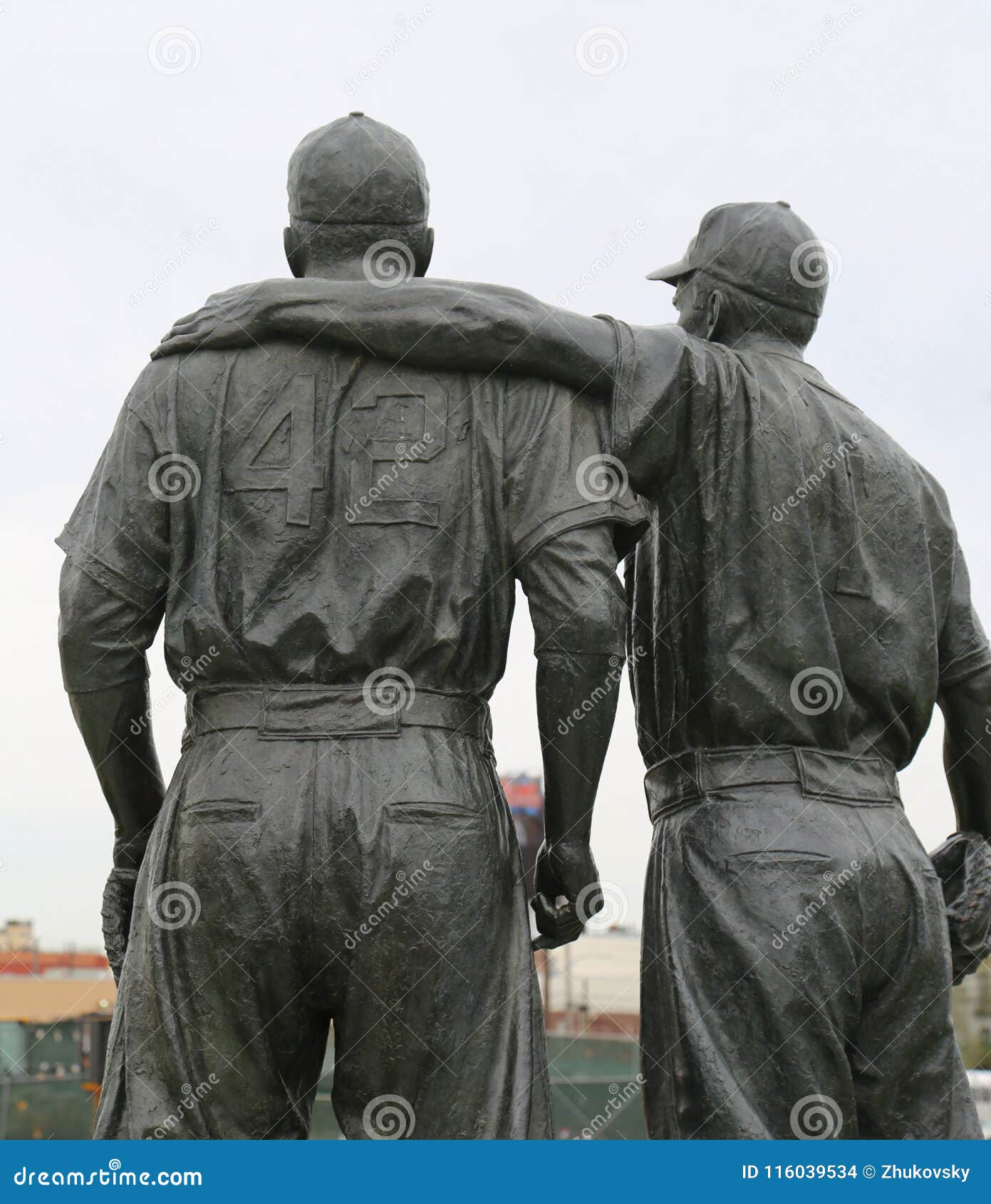 Jackie Robinson and Pee Wee Reese Statue in Front of MCU Ballpark in  Brooklyn Editorial Stock Image - Image of league, cyclones: 116039534