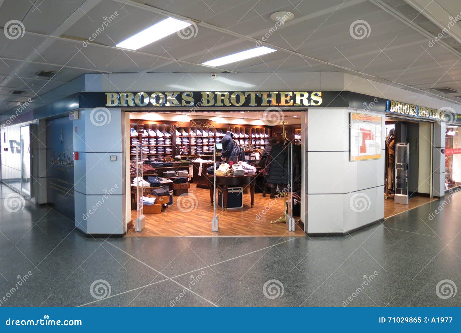 brooks brothers airport