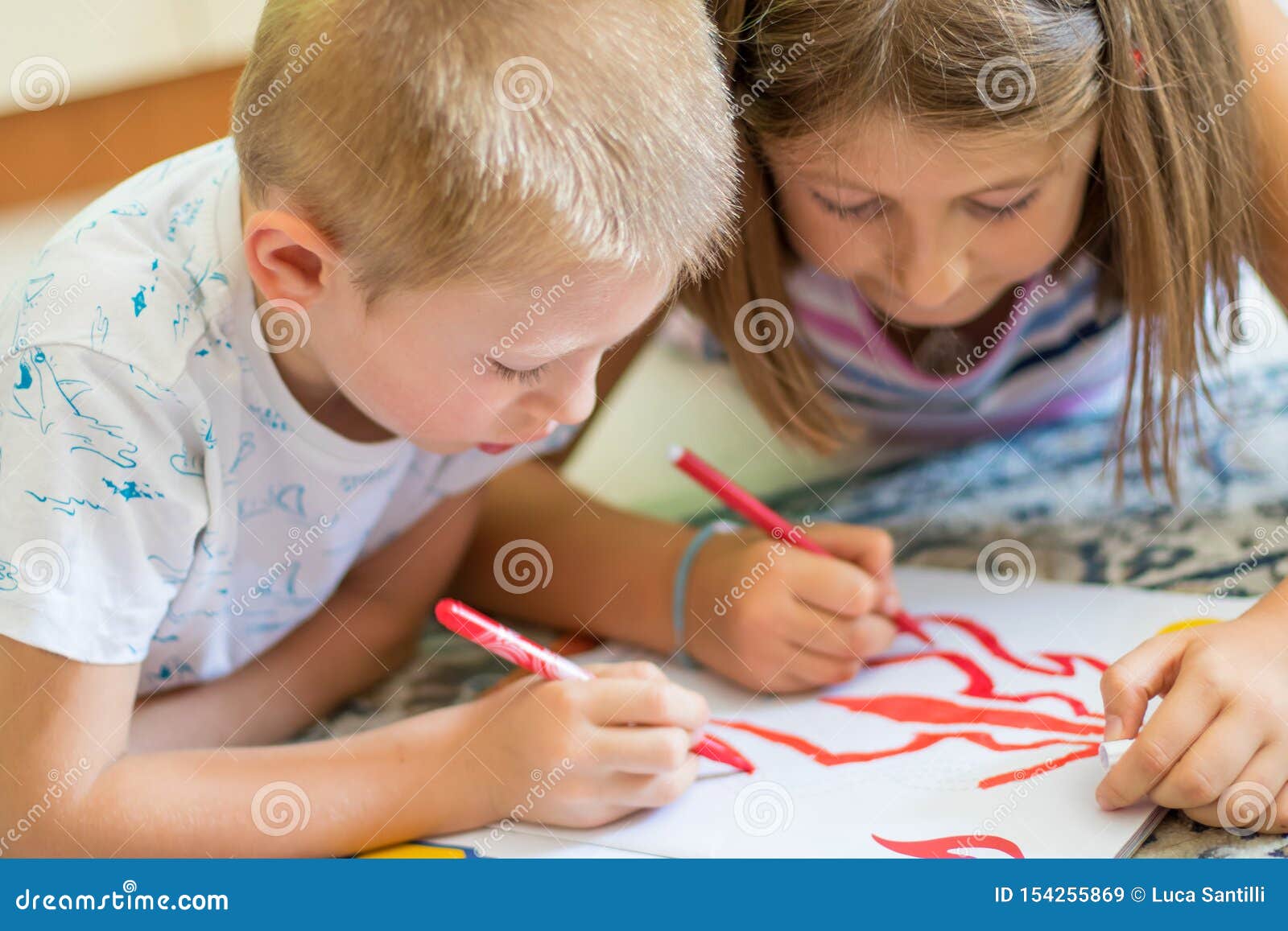 3 566 Boy Girl Pencil Drawing Photos Free Royalty Free Stock Photos From Dreamstime