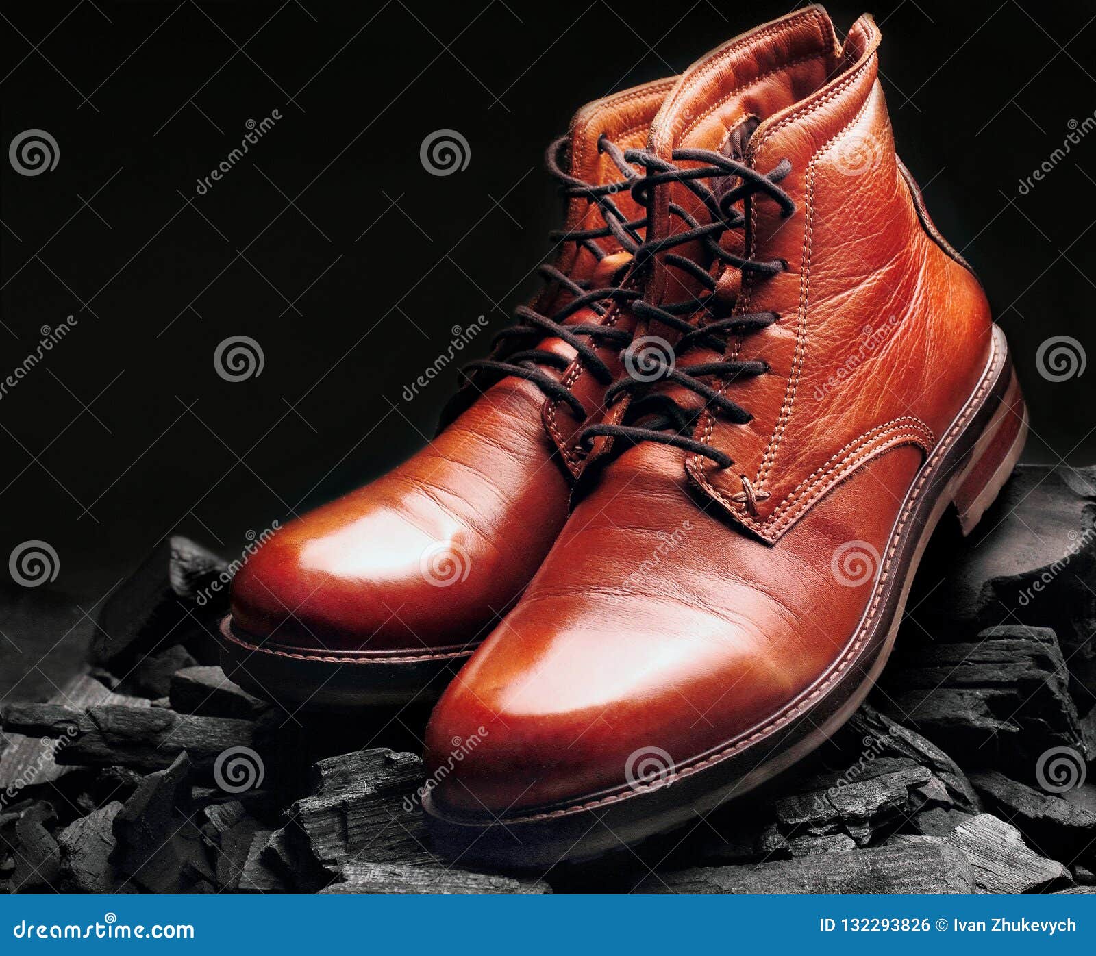 leather walking boot polish