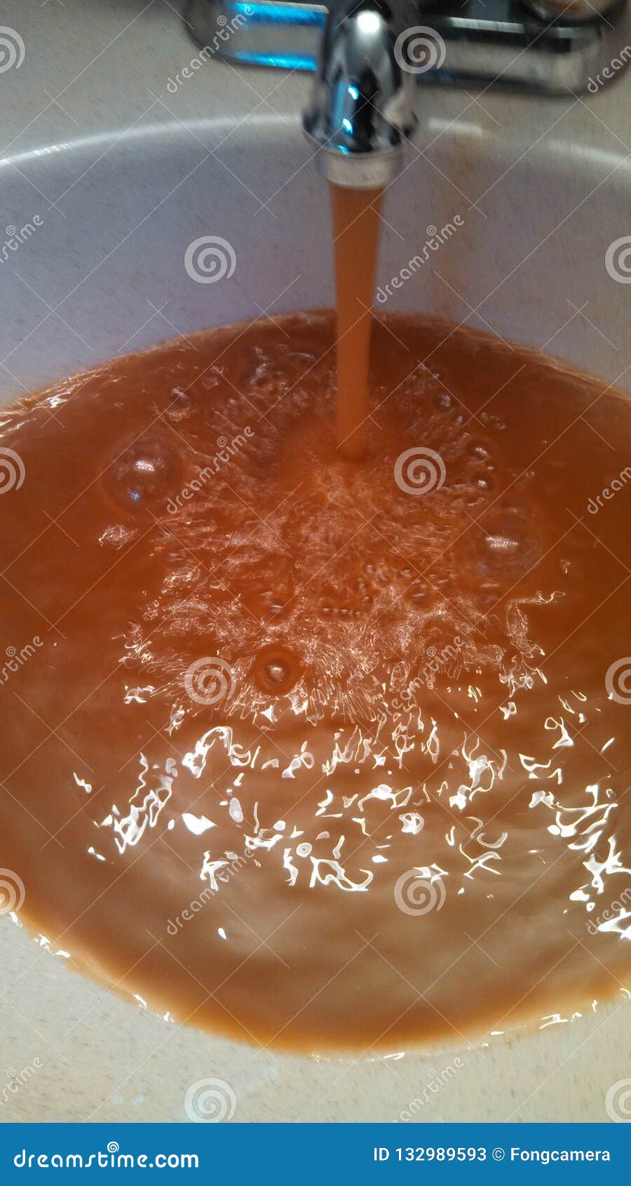 Brown Water In Sink Stock Image Image Of Sink Rich 132989593