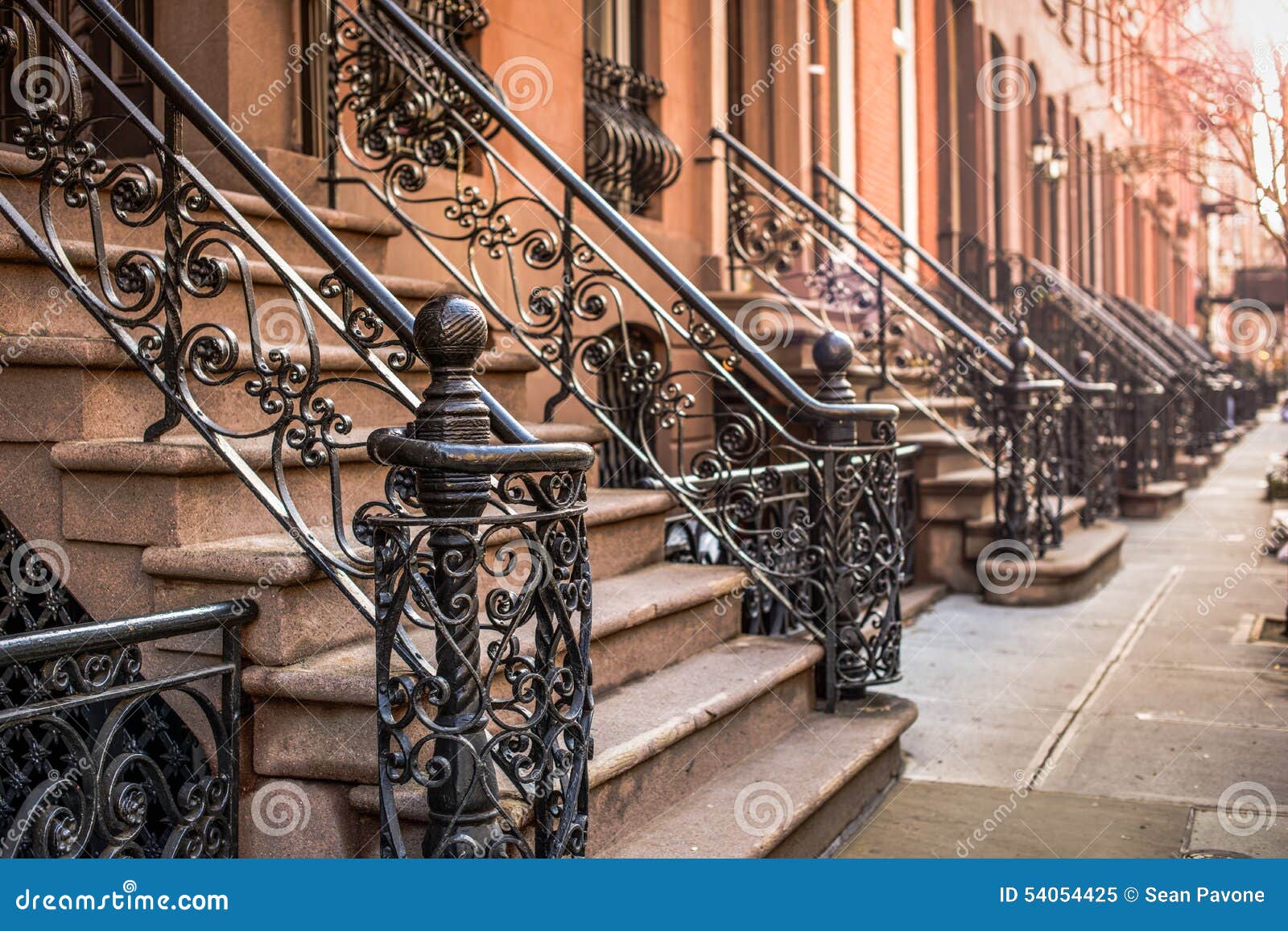 brownstones in new york