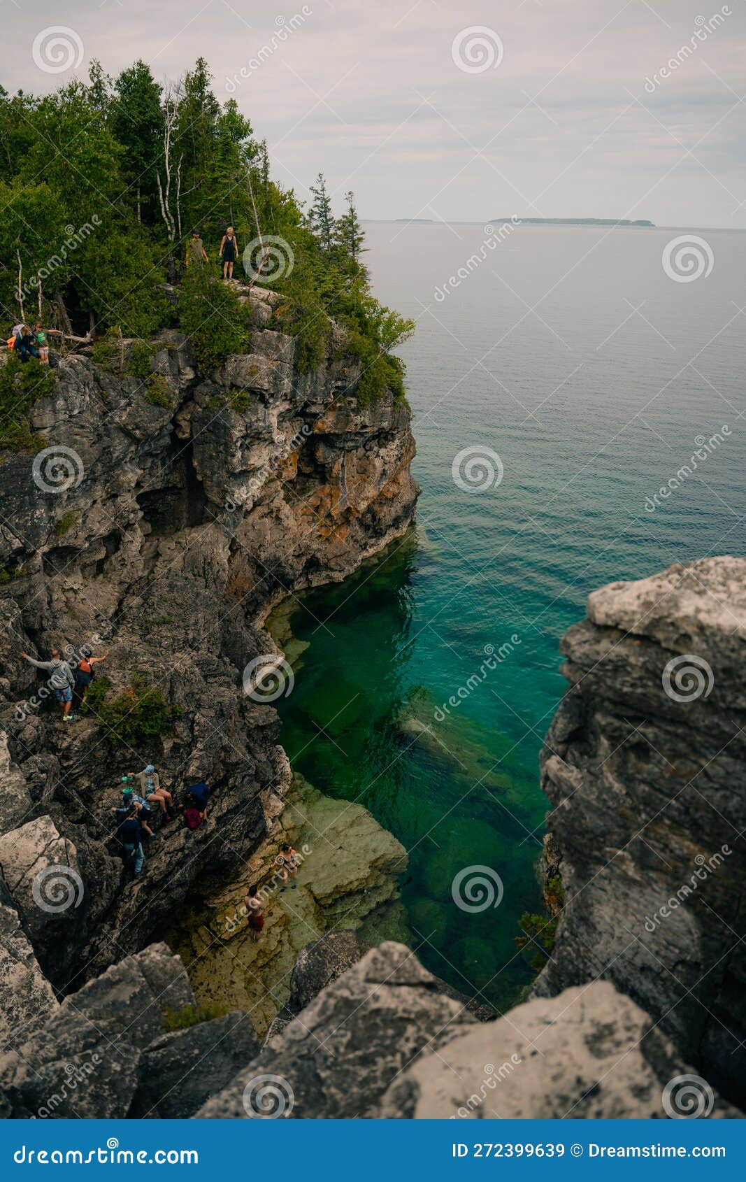 The Bruce Peninsula National Park, Ontario, Canada Editorial Stock Image Image of beautiful