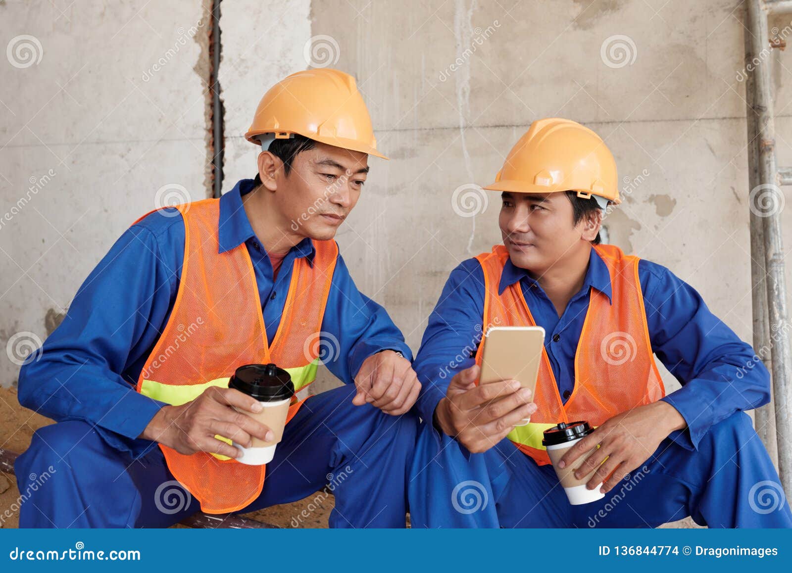 Bruch Auf Baustelle Stockfoto Bild Von Unterhaltung