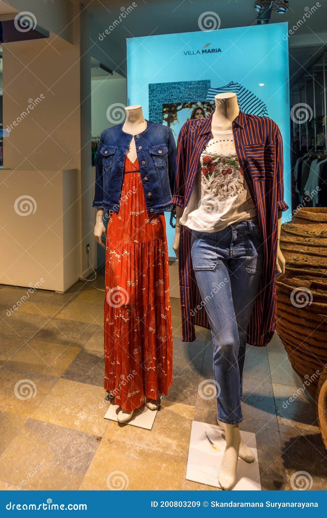 Bruges, Belgium - 17 February 2018: White Mannequin with Red Dress at ...