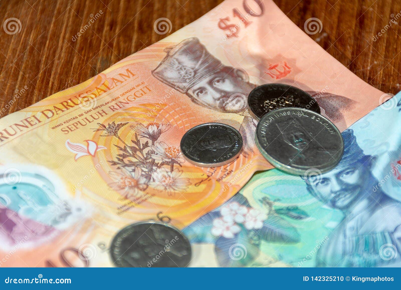 Brunei Darussalem Dollars Their Currency In Bills And ...