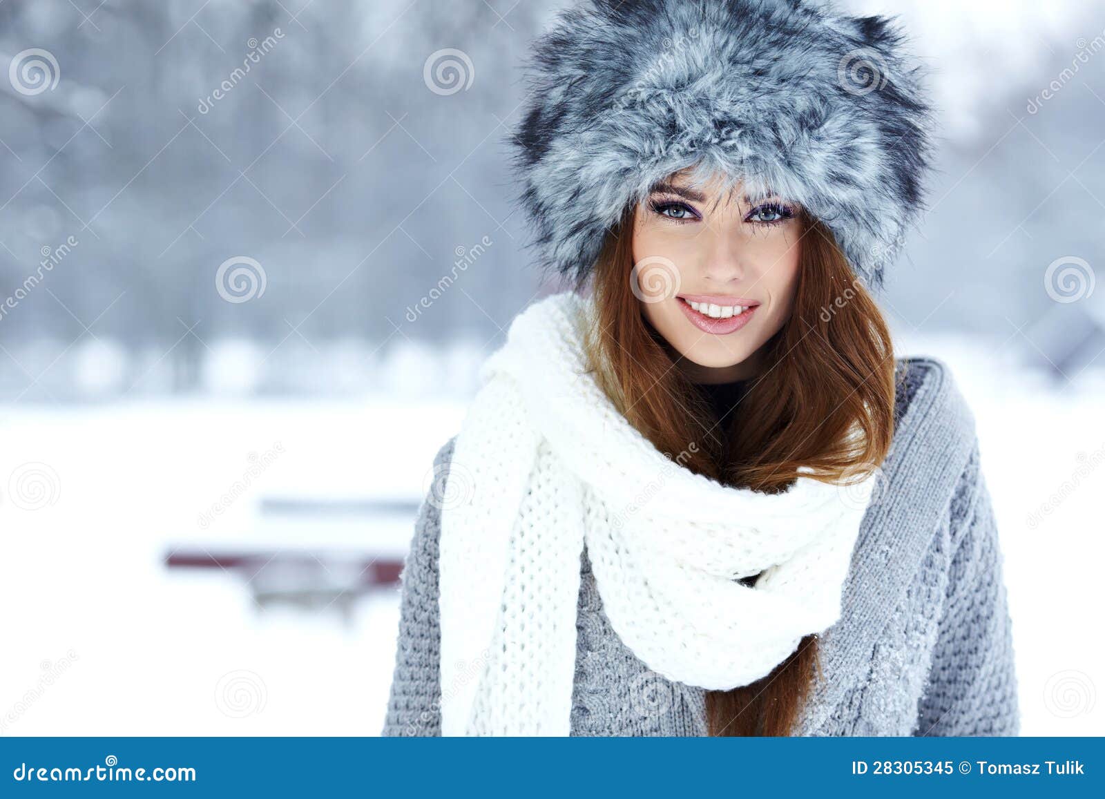 Brunette Girl I Winter Clothes Stock Image - Image of pink, cute: 28305345