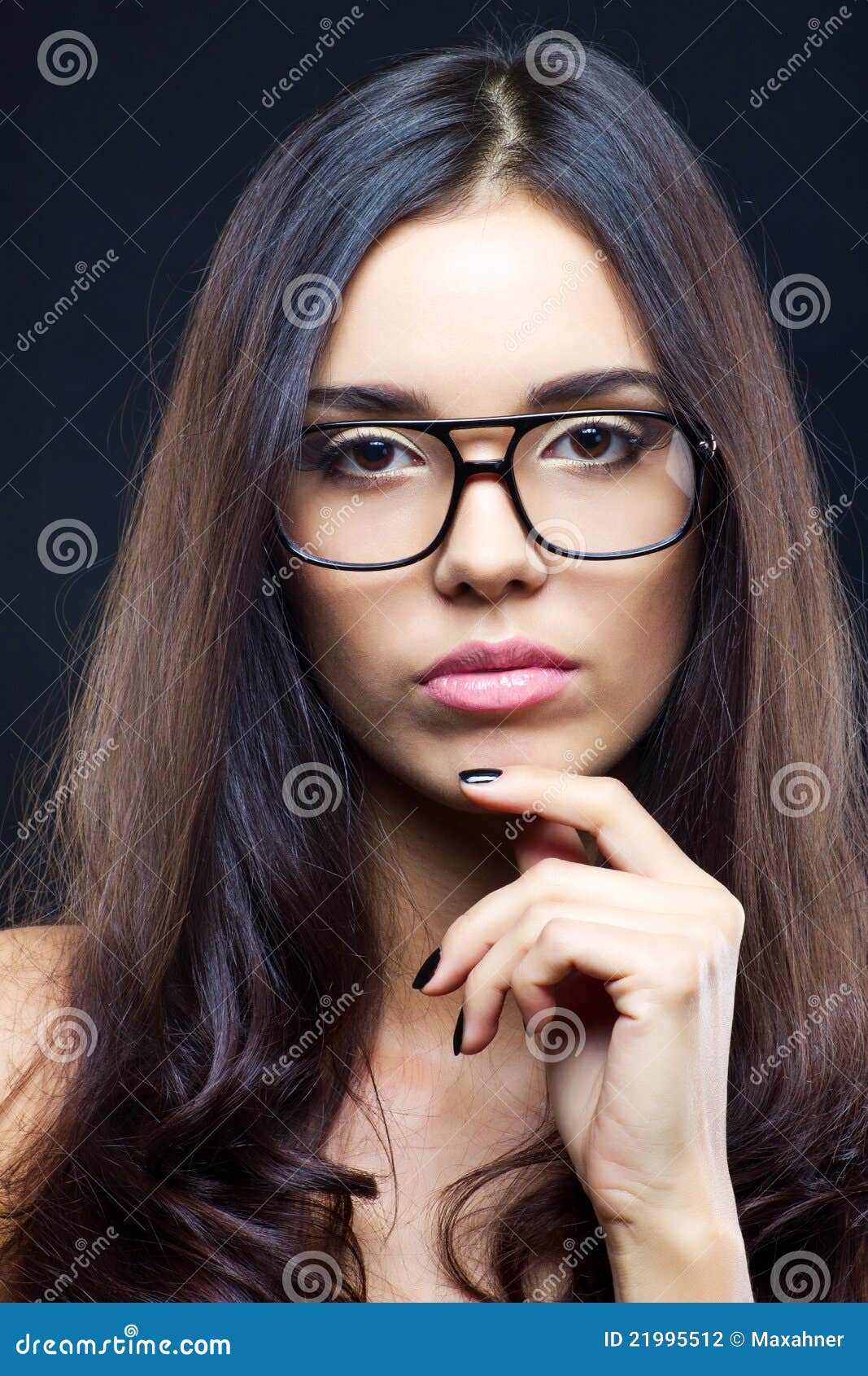 brunette girl wearing glasses