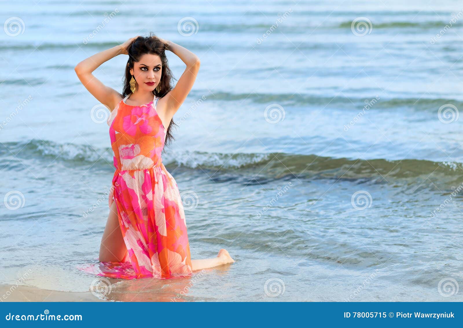 Pin by Mark Farmer Photography on Beach photo ideas | Beach photos, Model  poses, Photo