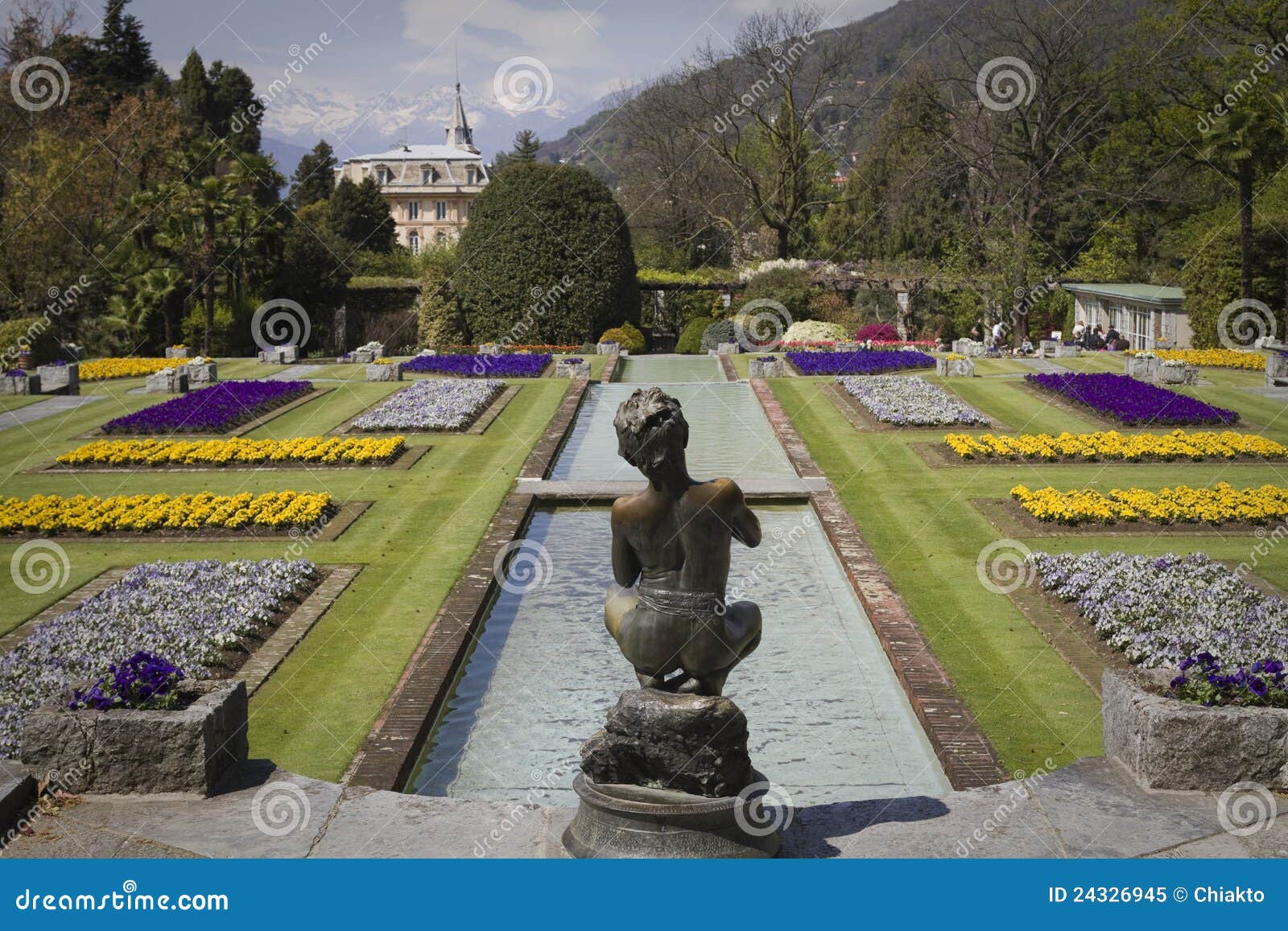 Brunnen Im Landhaus Taranto Stockbild Bild Von Engel Terrasse