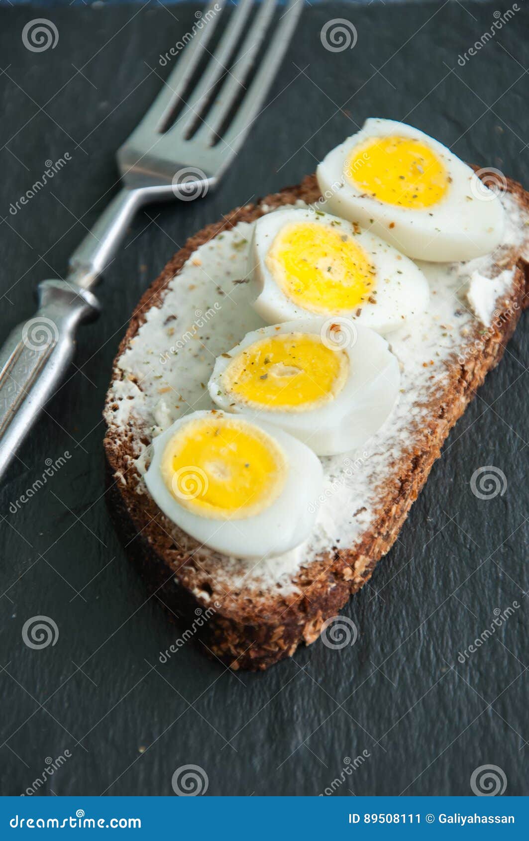 Bruschetta del pan de Rye imagen de archivo. Imagen de color 89508111