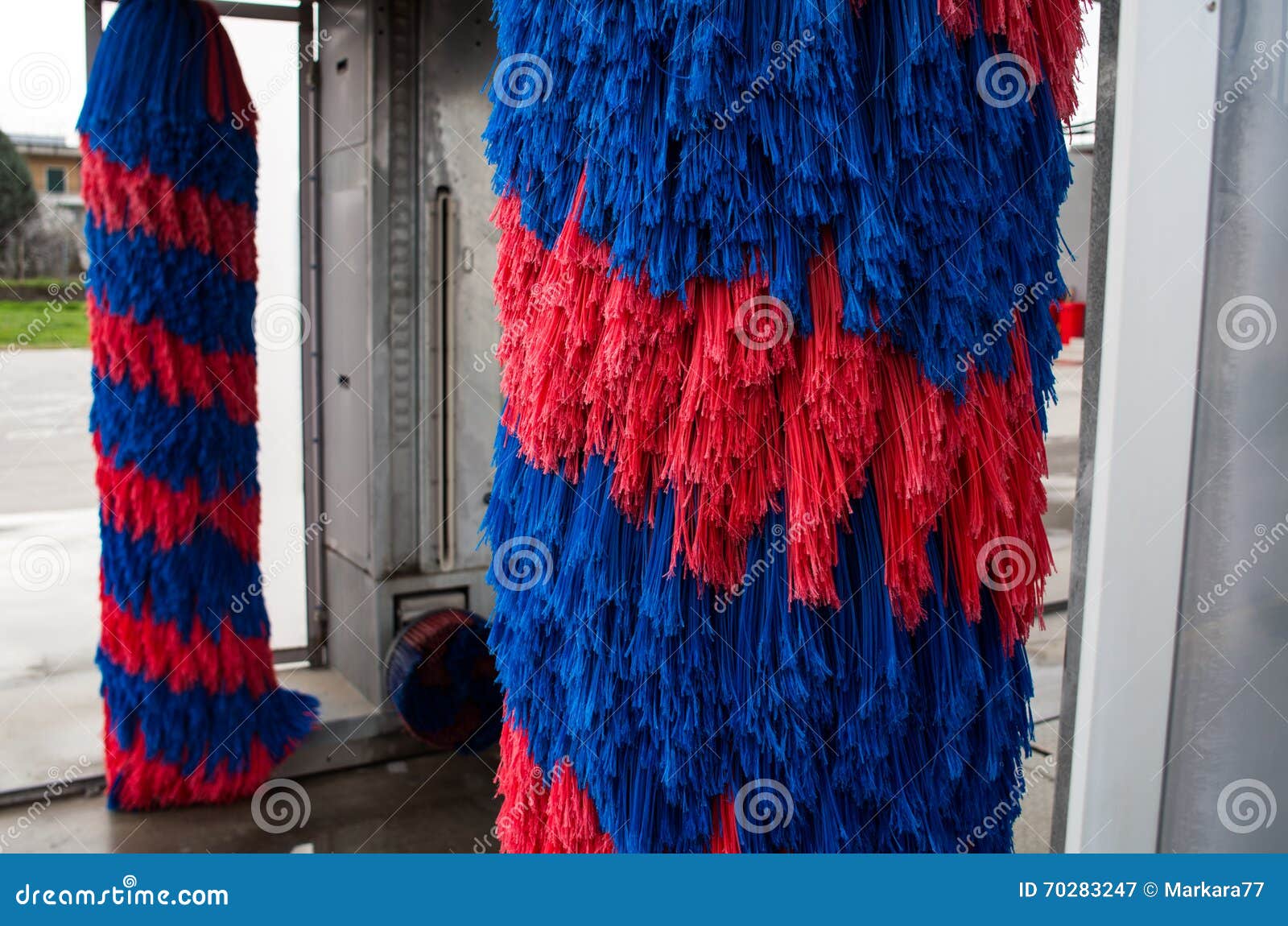 Brush car wash stock image. Image of vehicle, mechanized 70283247