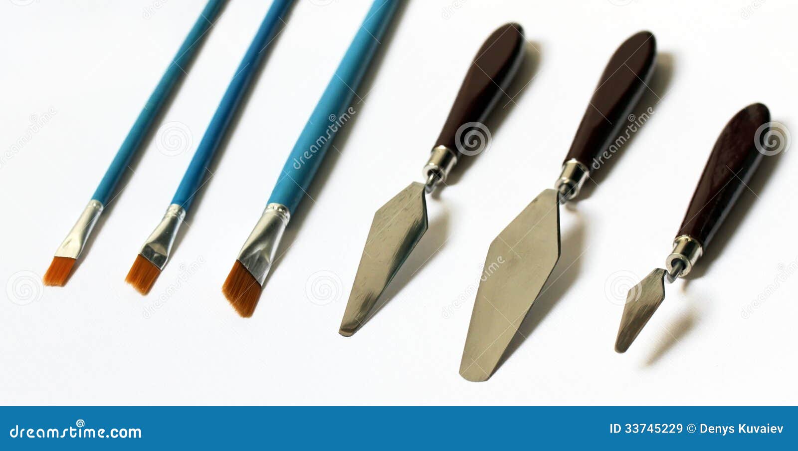 Brushes and palette knife stock image. Image of class 33745229