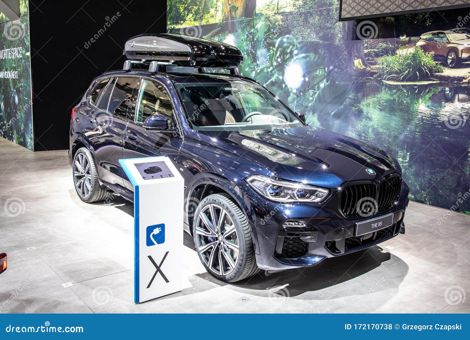 Berri Fjord Sympatisere BMW X5 45e with Synchronous Electric Motor, Brussels Motor Show, 4th Gen,  G05, Suv Manufactured and Marketed by BMW Editorial Stock Photo - Image of  industrial, belgium: 172170738