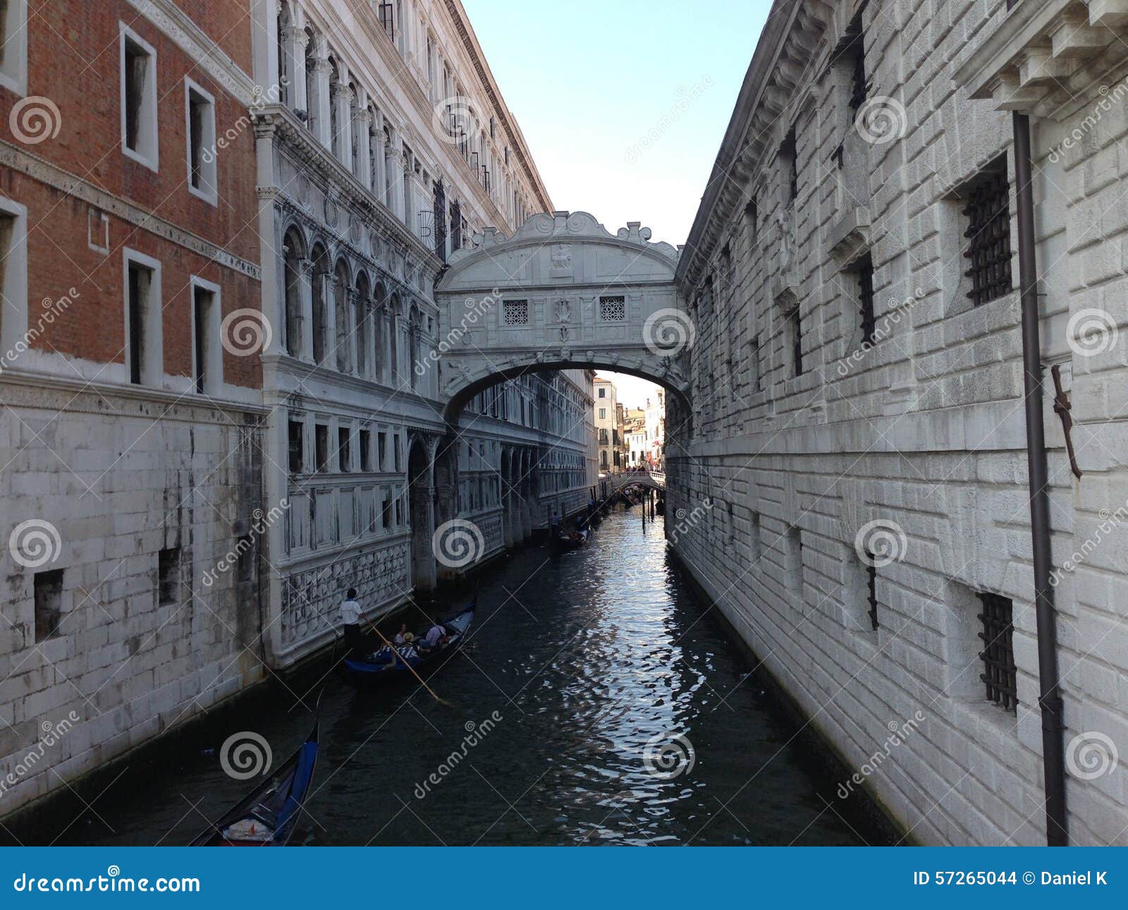 Brücke von Seufzern. Die Seufzerbrücke in Venedig Italien