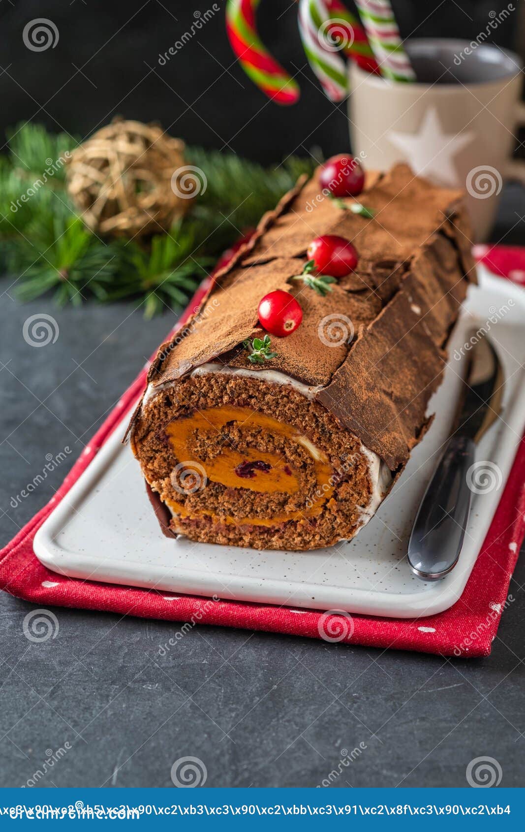 Buche De Noel Traditioneller Weihnachtsnachtisch ...