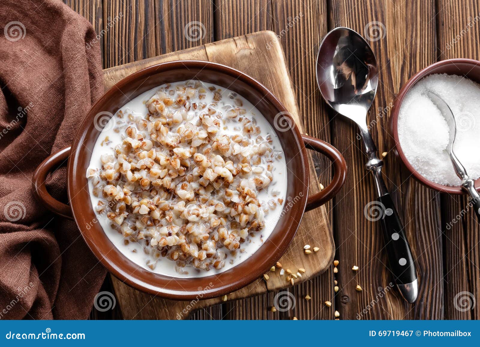 buckwheat porridge with milk