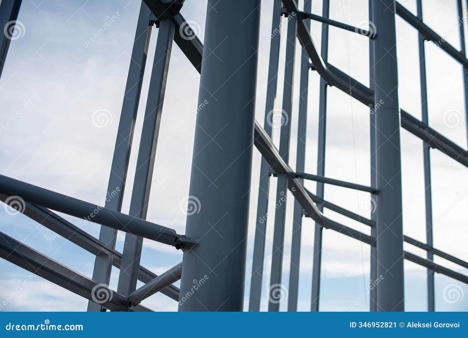 structural pillars of the mol campus in budapest: modern architecture and 