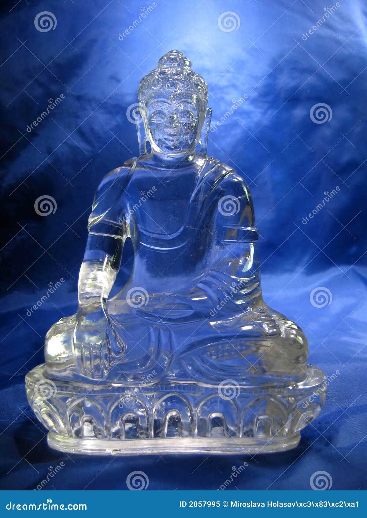 Buddha de cristal imagem de stock. Imagem de escultura - 2057995