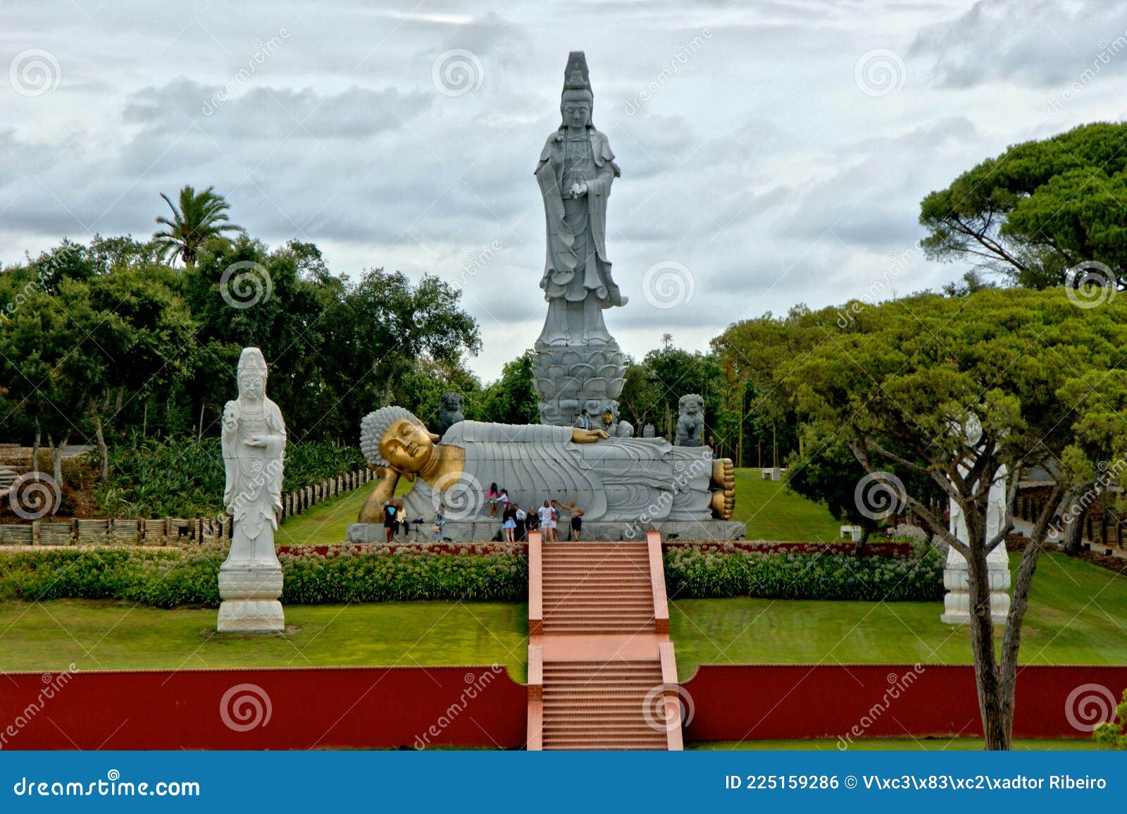 buddha eden garden in bombarral