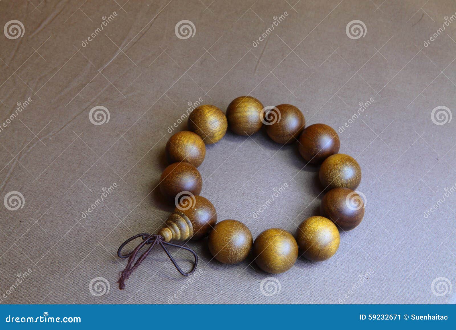 Delightful Coconut Wood Handmade Unisex Bracelet-108 Mala Yoga Prayer –  Spiritual Heart