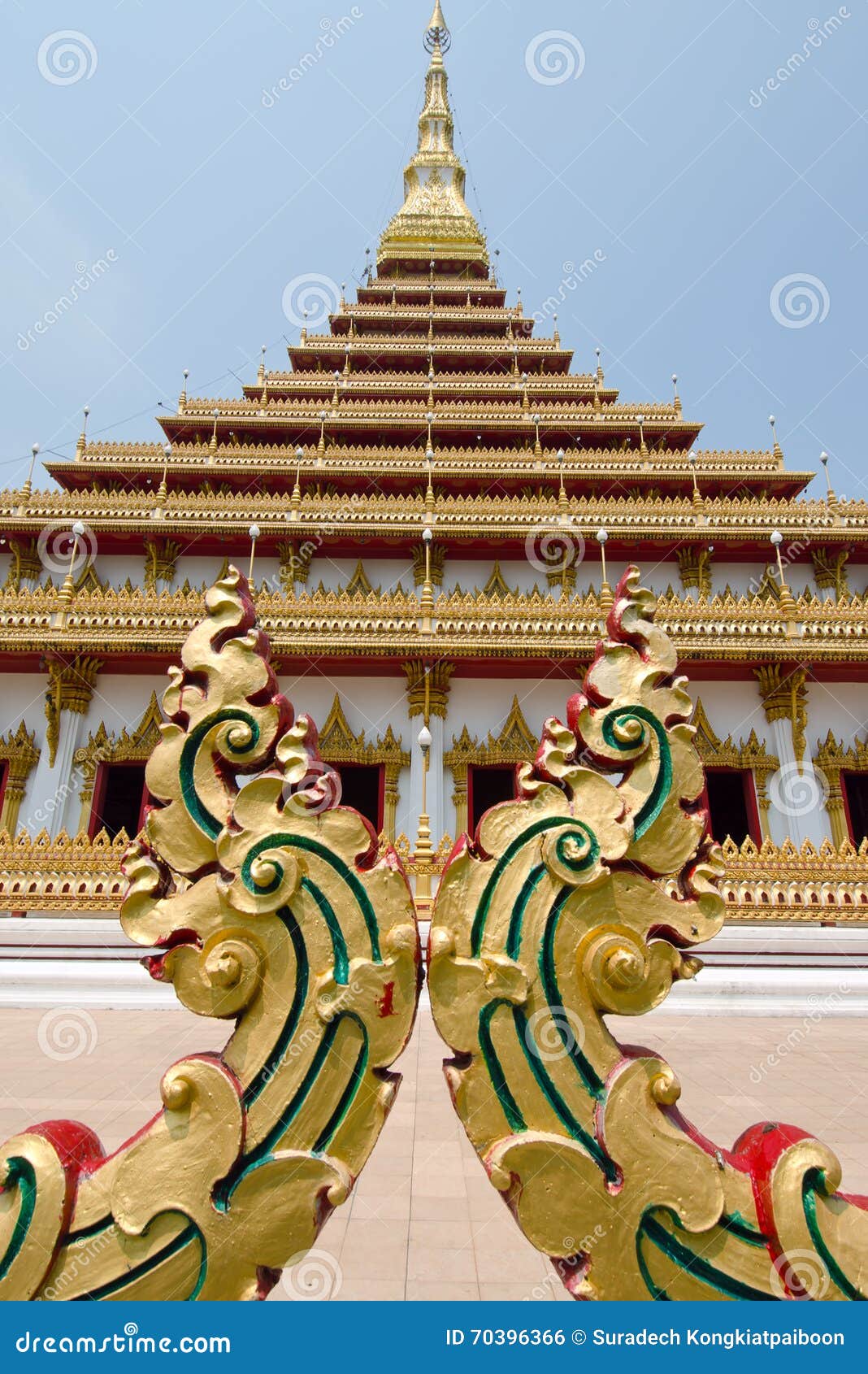 buddist nine floor temple wat nhong waeng thailand