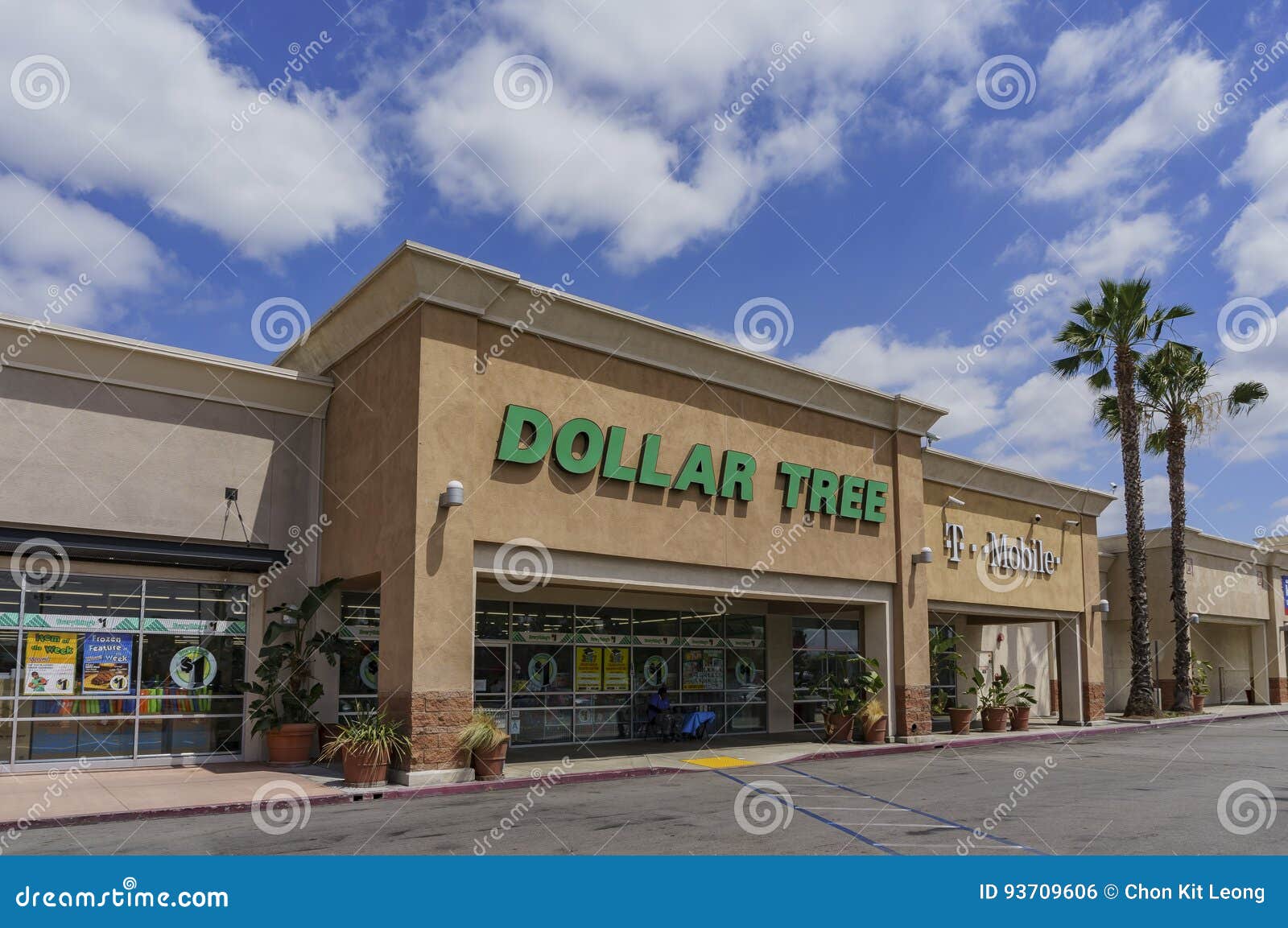 Dollar store items hi-res stock photography and images - Alamy, Dollar  Items 