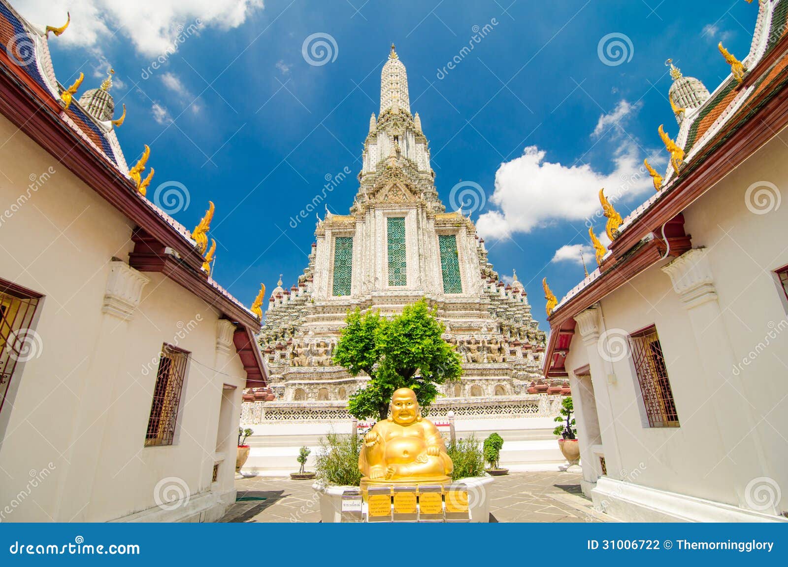 Buena Suerte Buda Sonriente En Templo Foto de archivo Imagen de gordo